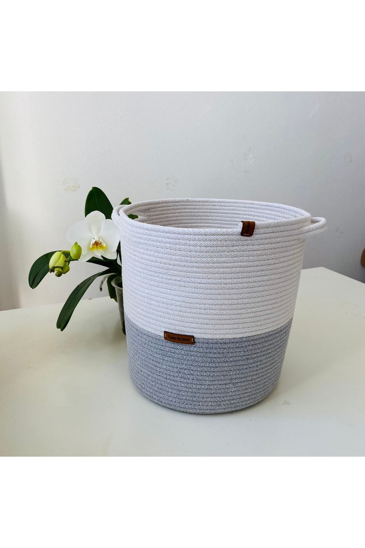 Grey basket with lid store