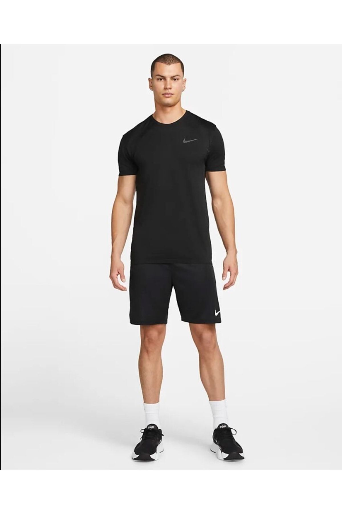 Nike Yoga Dri-FIT Men's Training T-Shirt DM7825-010 - Trendyol