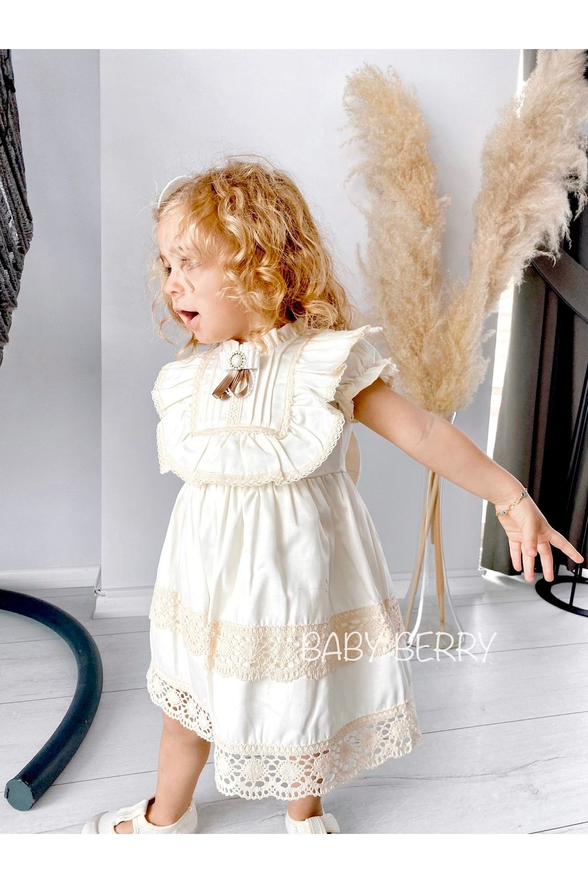 Next ecru vintage occasion dress top