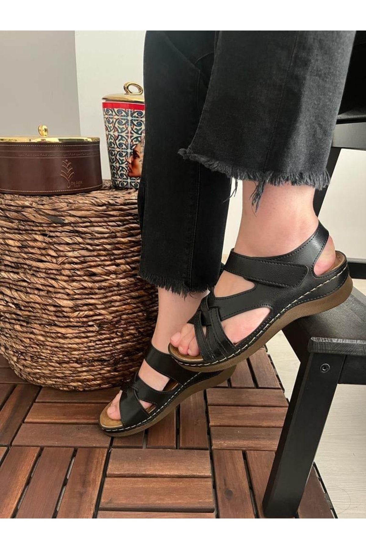 Gel discount sole sandals