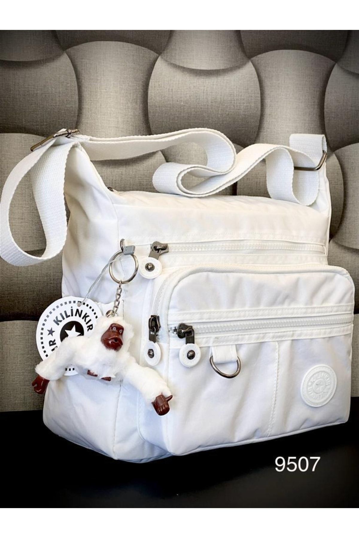 Multi pocket messenger 2025 bag