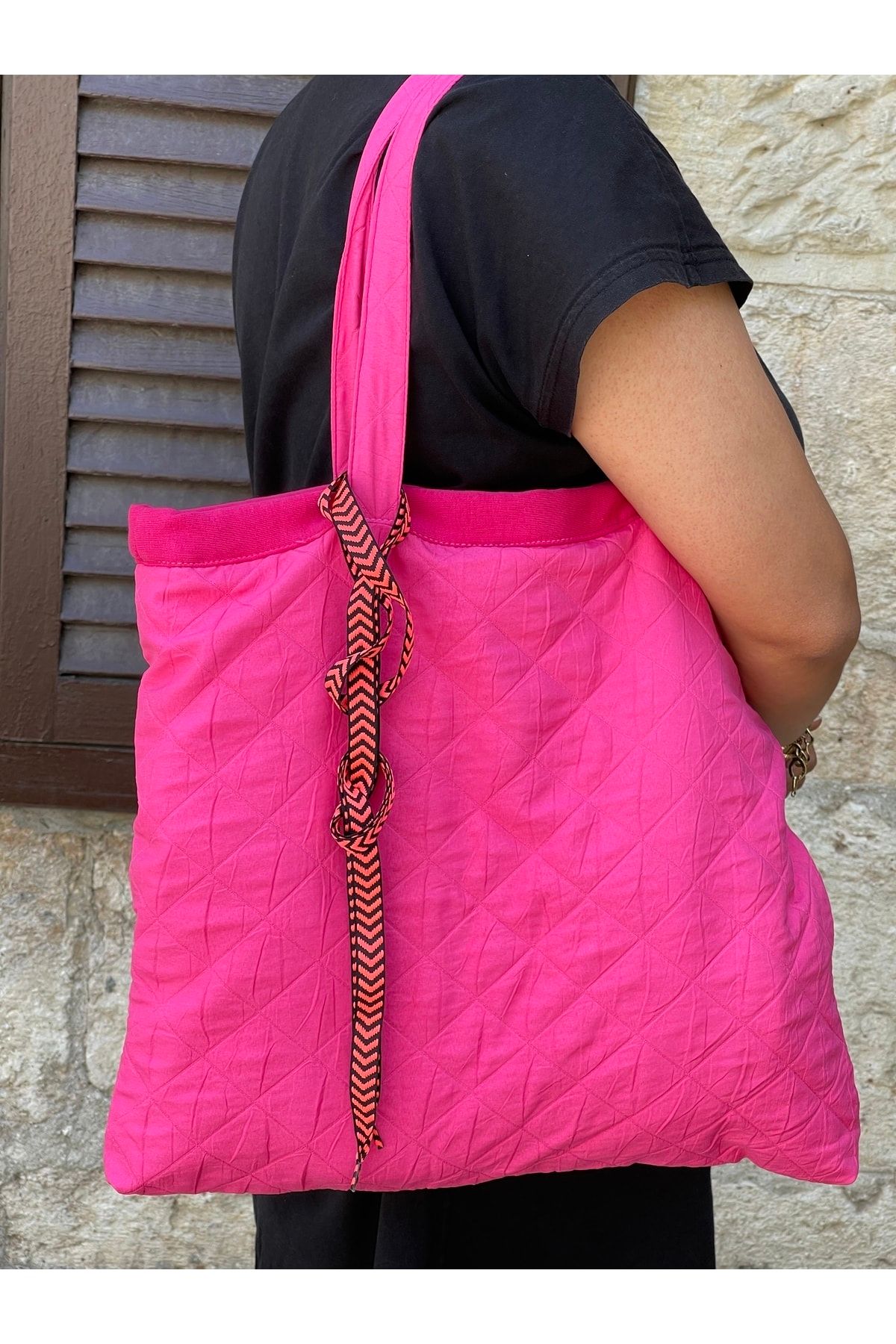 Deep pink deals bag