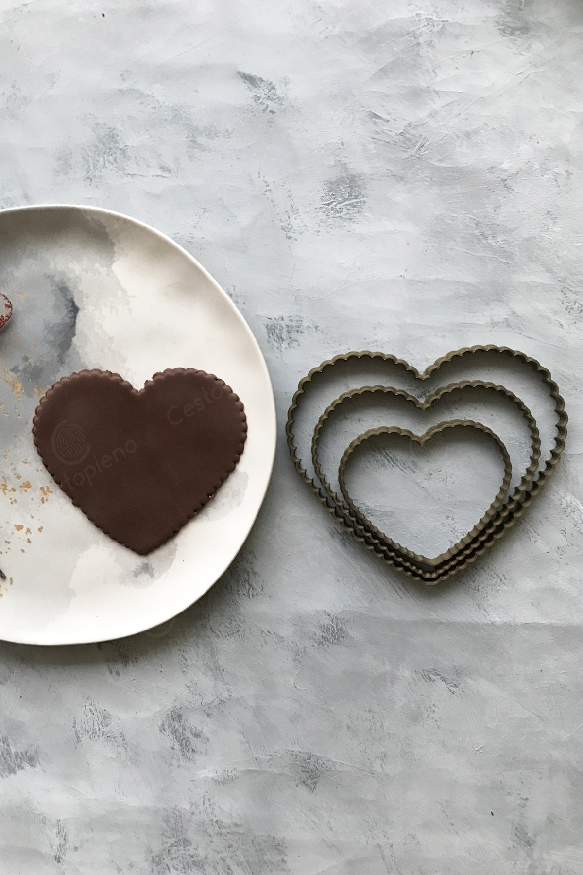 Gold Serrated Heart Dough Shaper (no:3,4,5) Cookie and Cake Mold