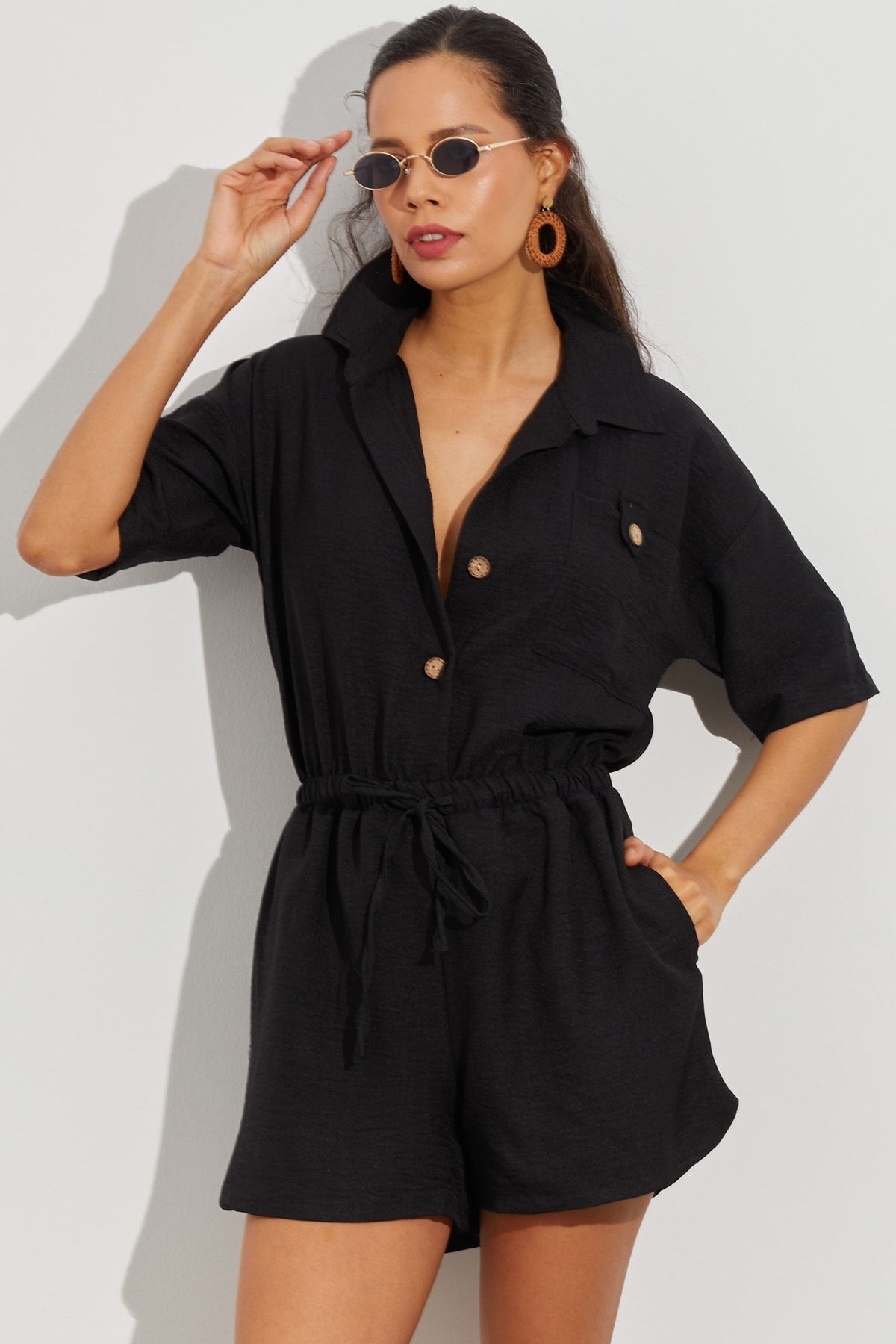 Cool & Sexy-Schwarzer Shorts-Overall für Damen NH67 3