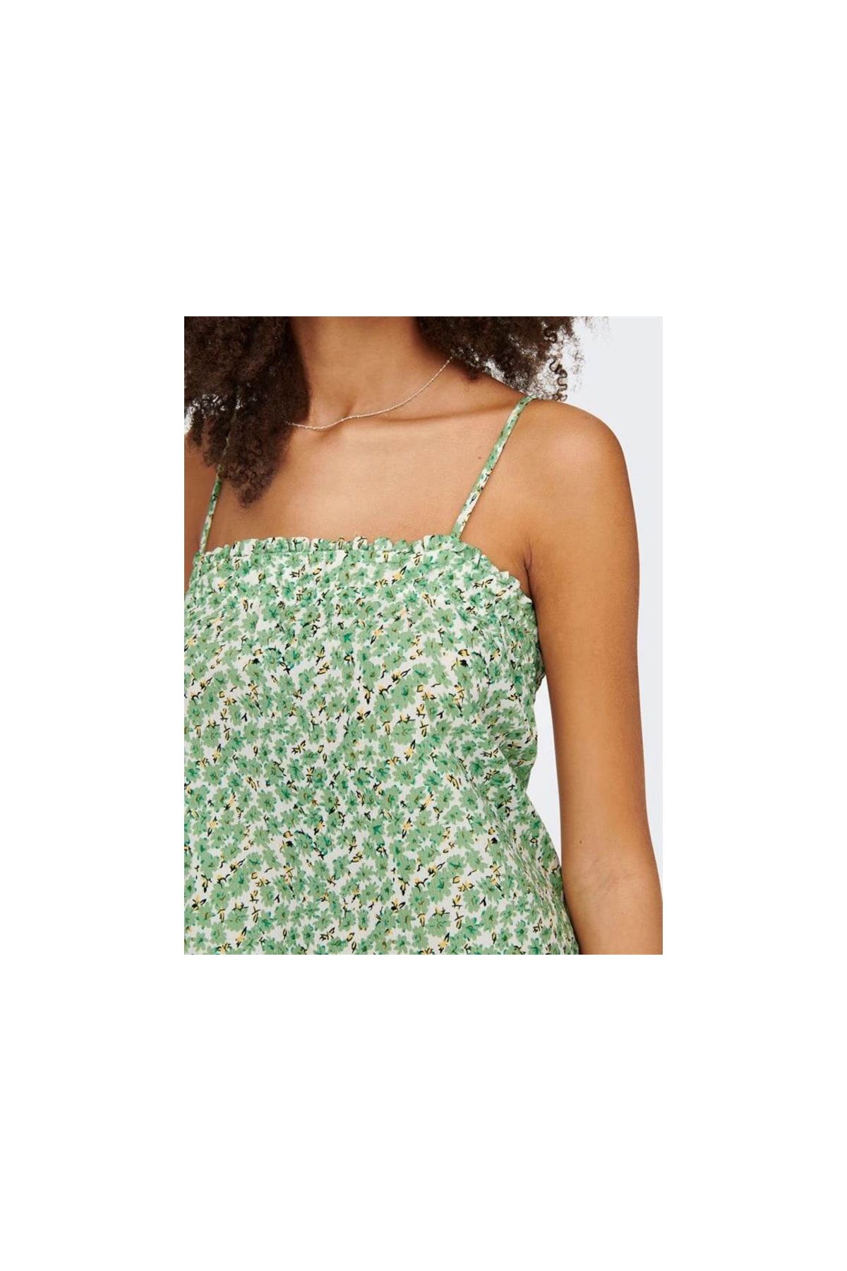 Only Kleid Mehrfarbig Basic Fast ausverkauft