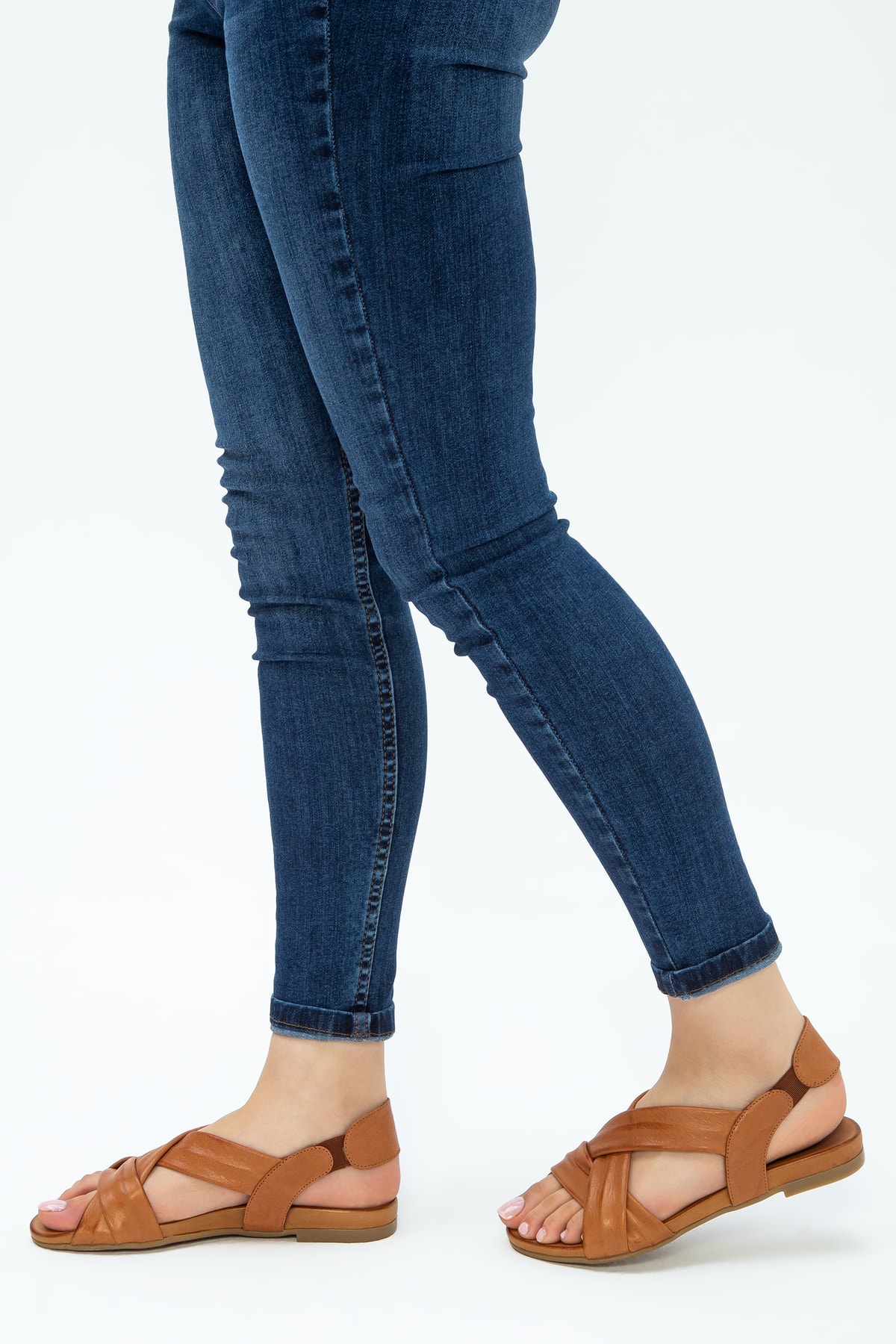 تامر تانجا صندل تخت چرم اصل زنانه 766 0904 Byn Sndlt 21