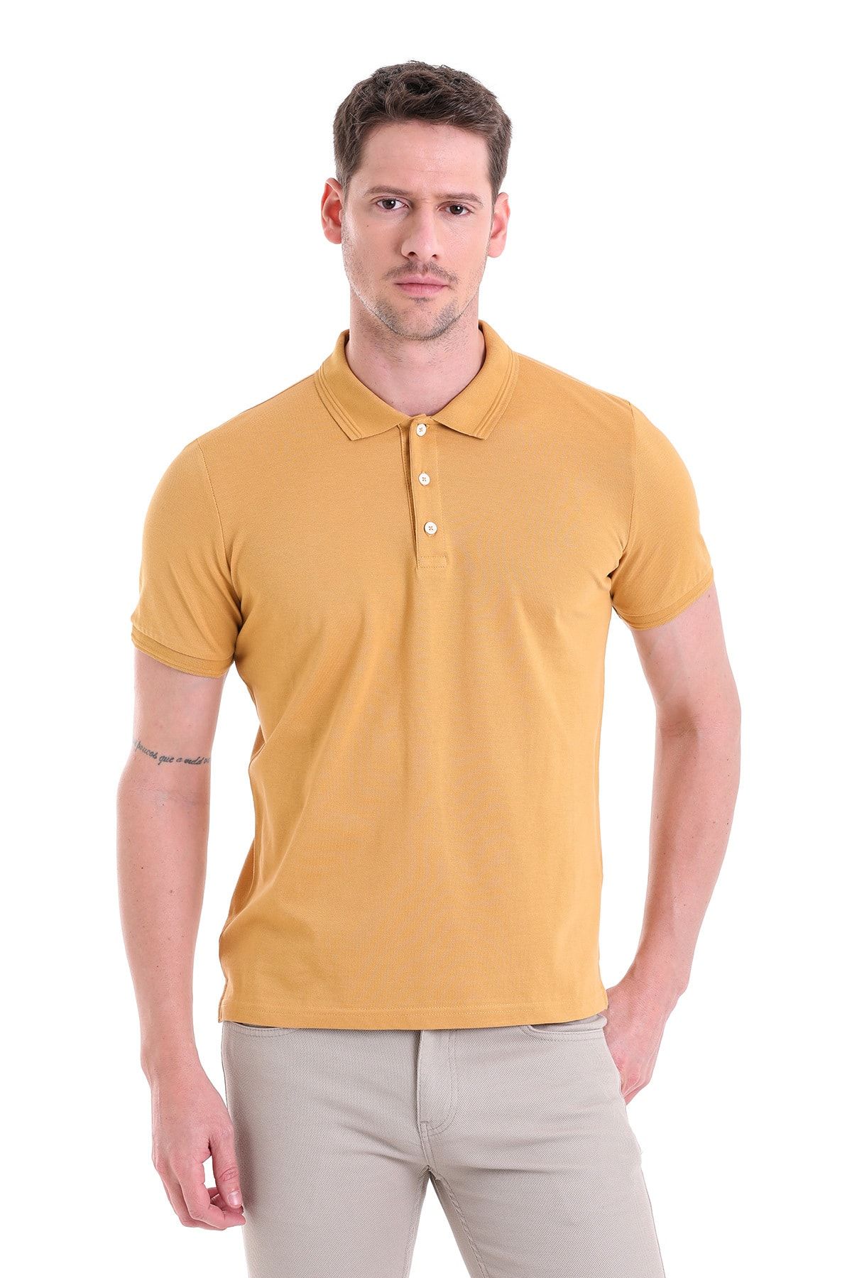 Обычная футболка Hatemoğlu Mustard Comfort Fit из 100 % хлопка с воротником поло 35361023C001