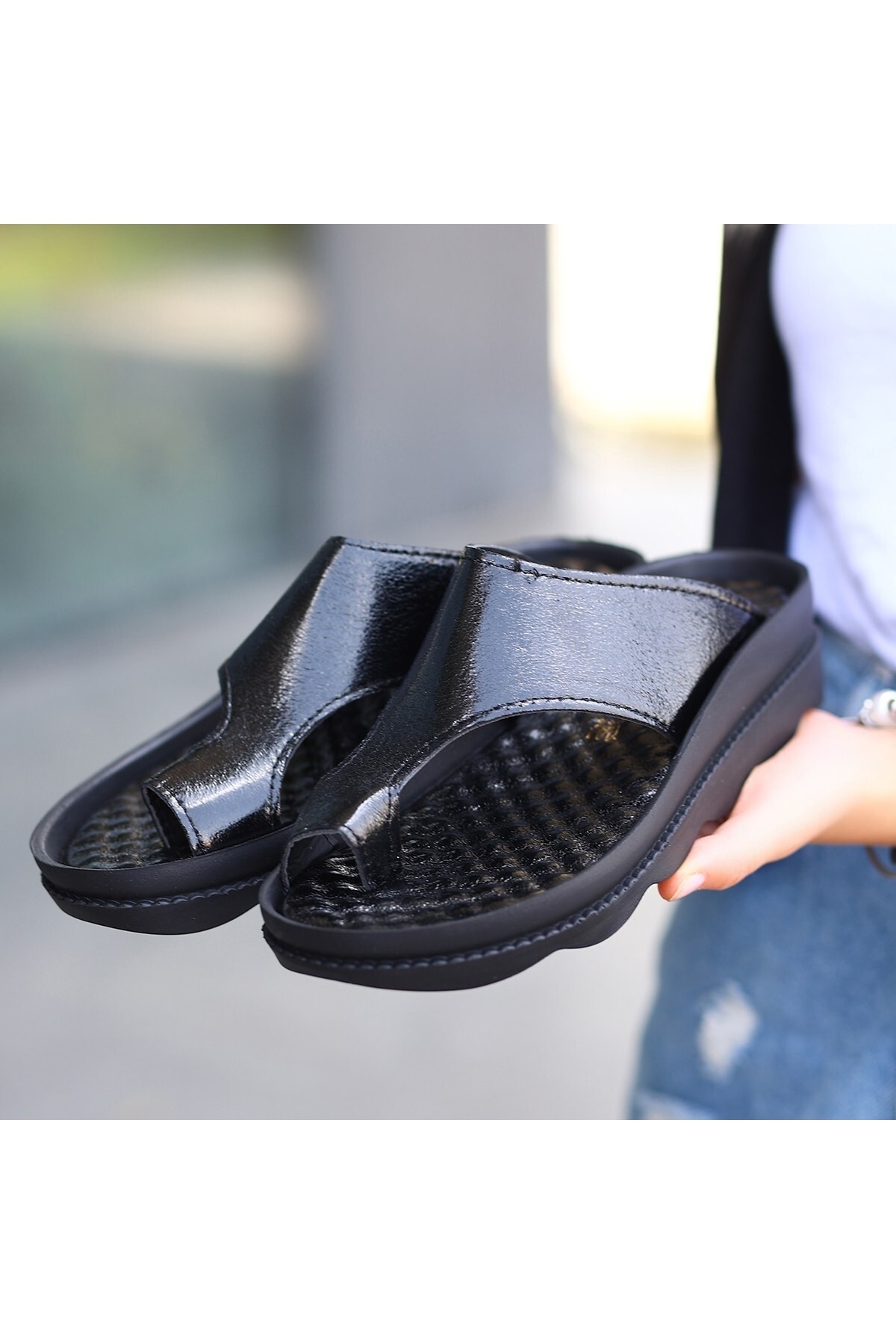 Weno Siyah Cilt Simli Terlik