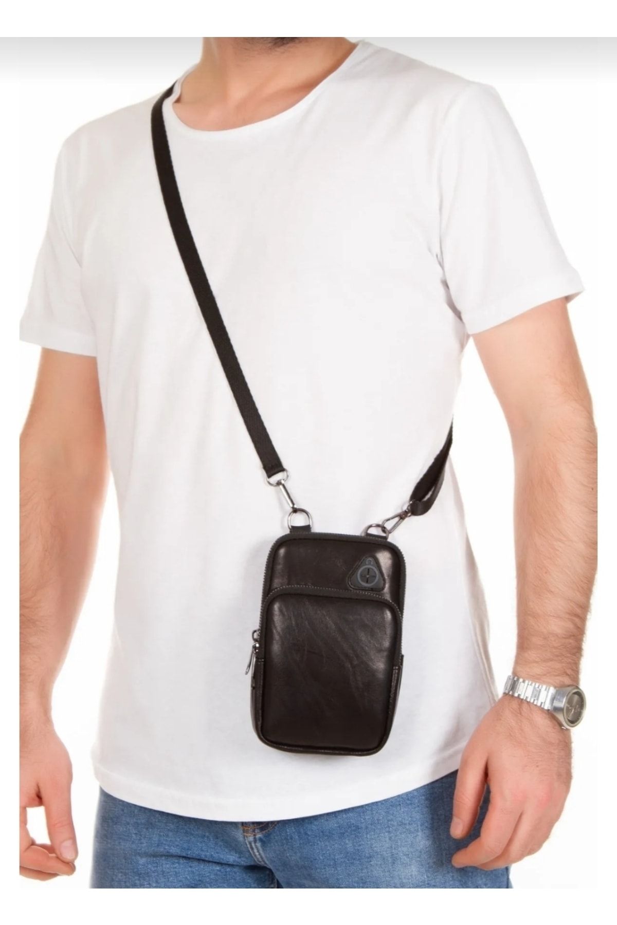 Newish Polo Black Leather Crossbody Shoulder Bag with Headphone Jack and Phone Compartment Daily Travel Bag