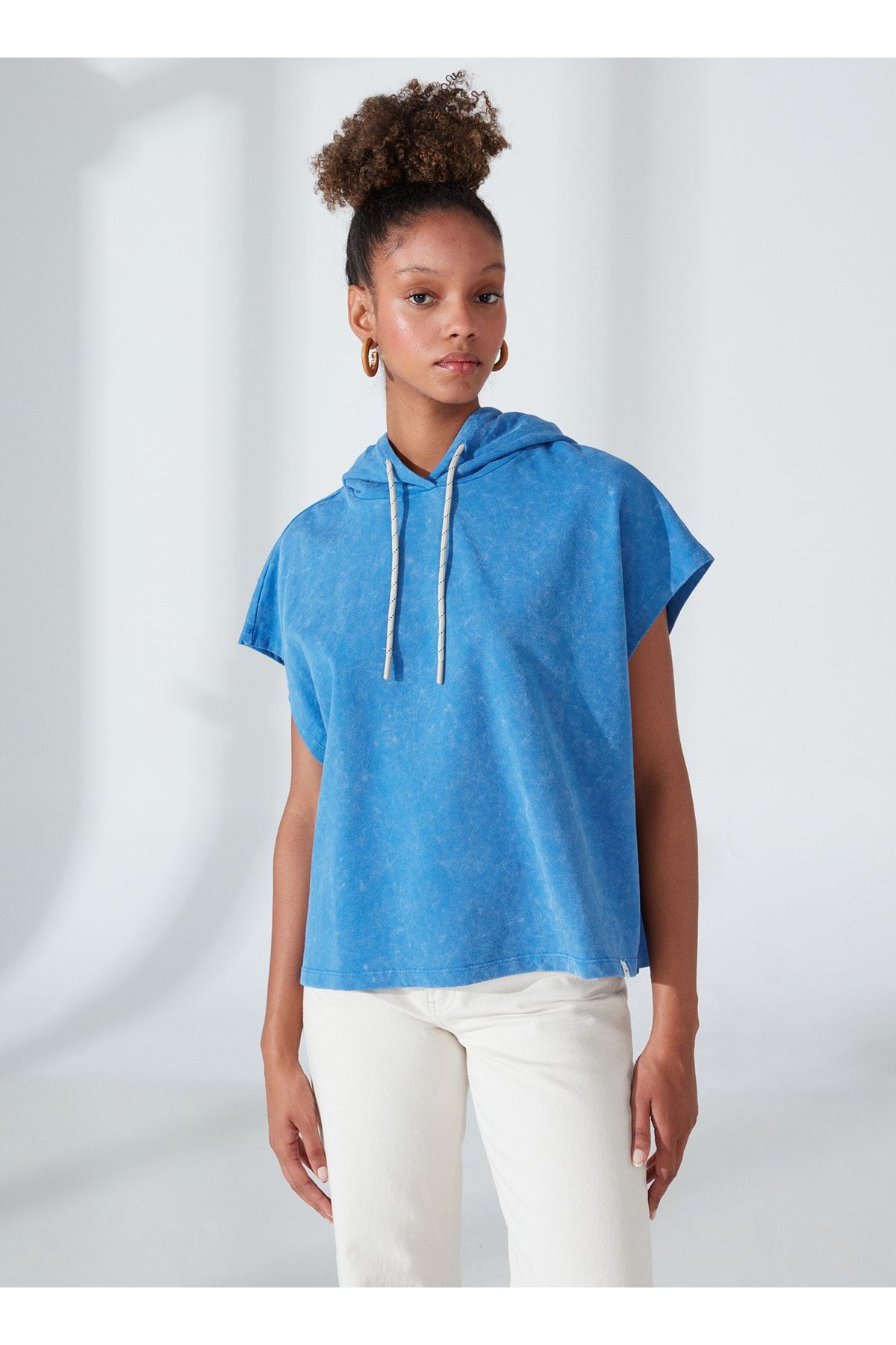 Lee-Bluza damska z kapturem i kołnierzykiem w kolorze niebieskim L231320400 8
