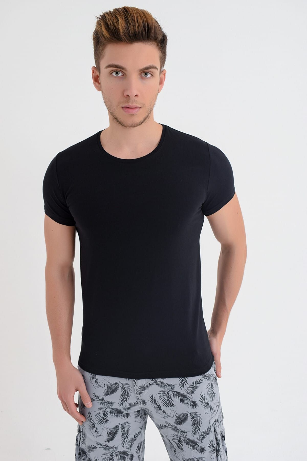 DYNAMO T-Shirt Schwarz Regular Fit Fast ausverkauft