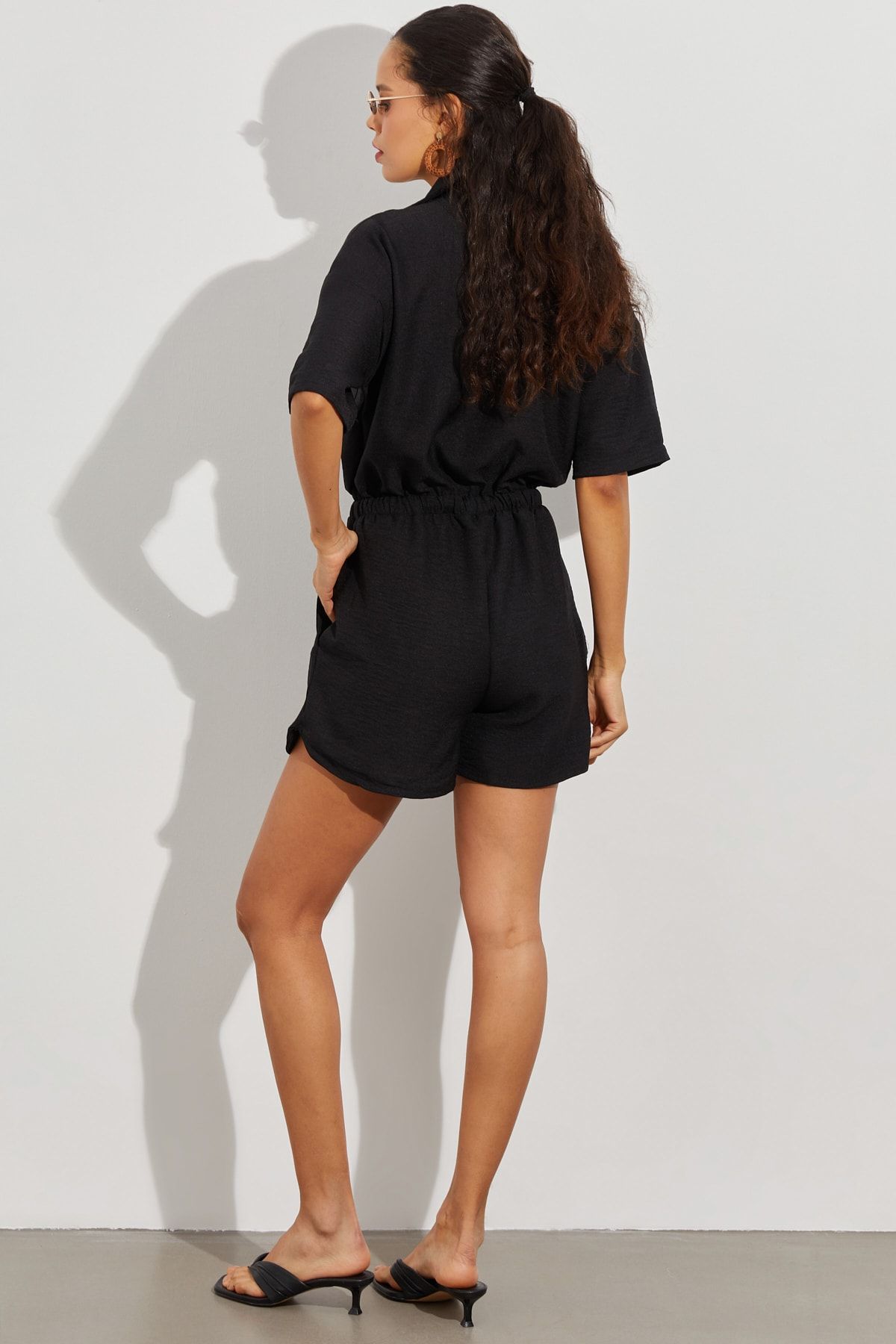 Cool & Sexy-Schwarzer Shorts-Overall für Damen NH67 4