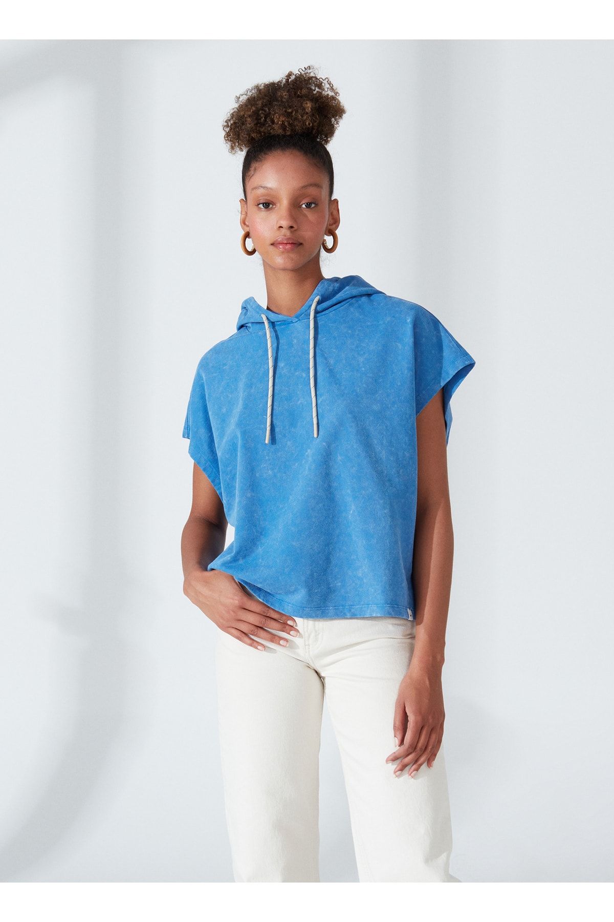 Lee-Bluza damska z kapturem i kołnierzykiem w kolorze niebieskim L231320400 5