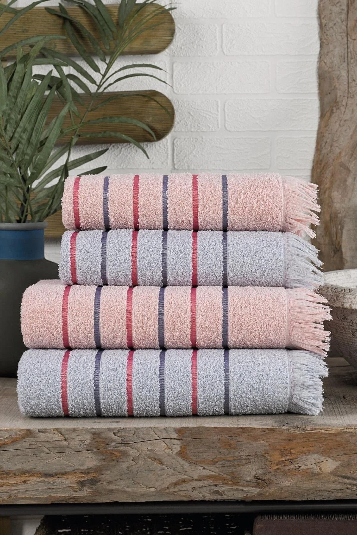 Tassel top bath towels