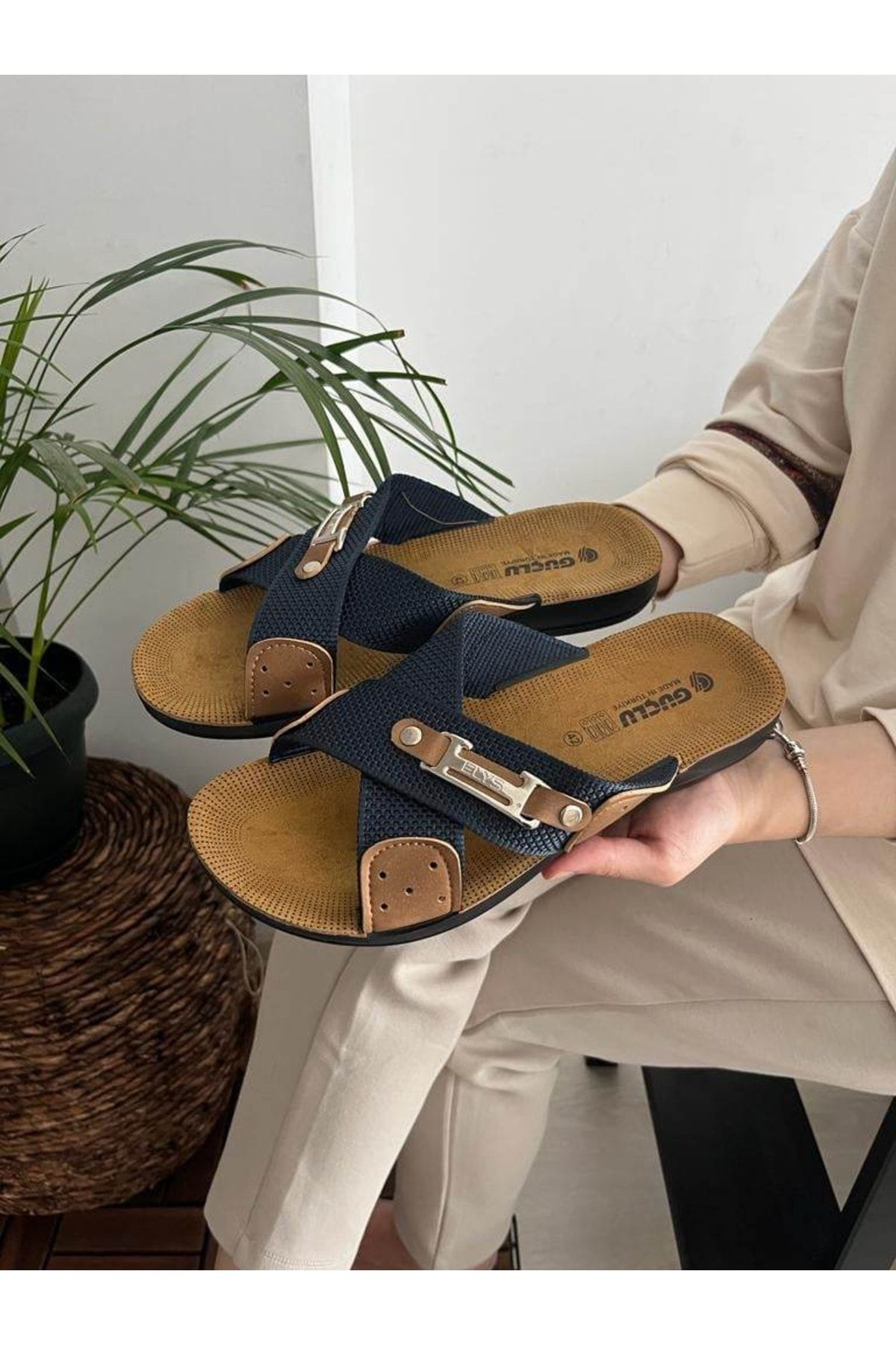 Behtah Kundura-Men's Light and Soft Fabric Slippers Summer Slippers Outdoor Home Slippers Guest Dowry Military Slippers 1