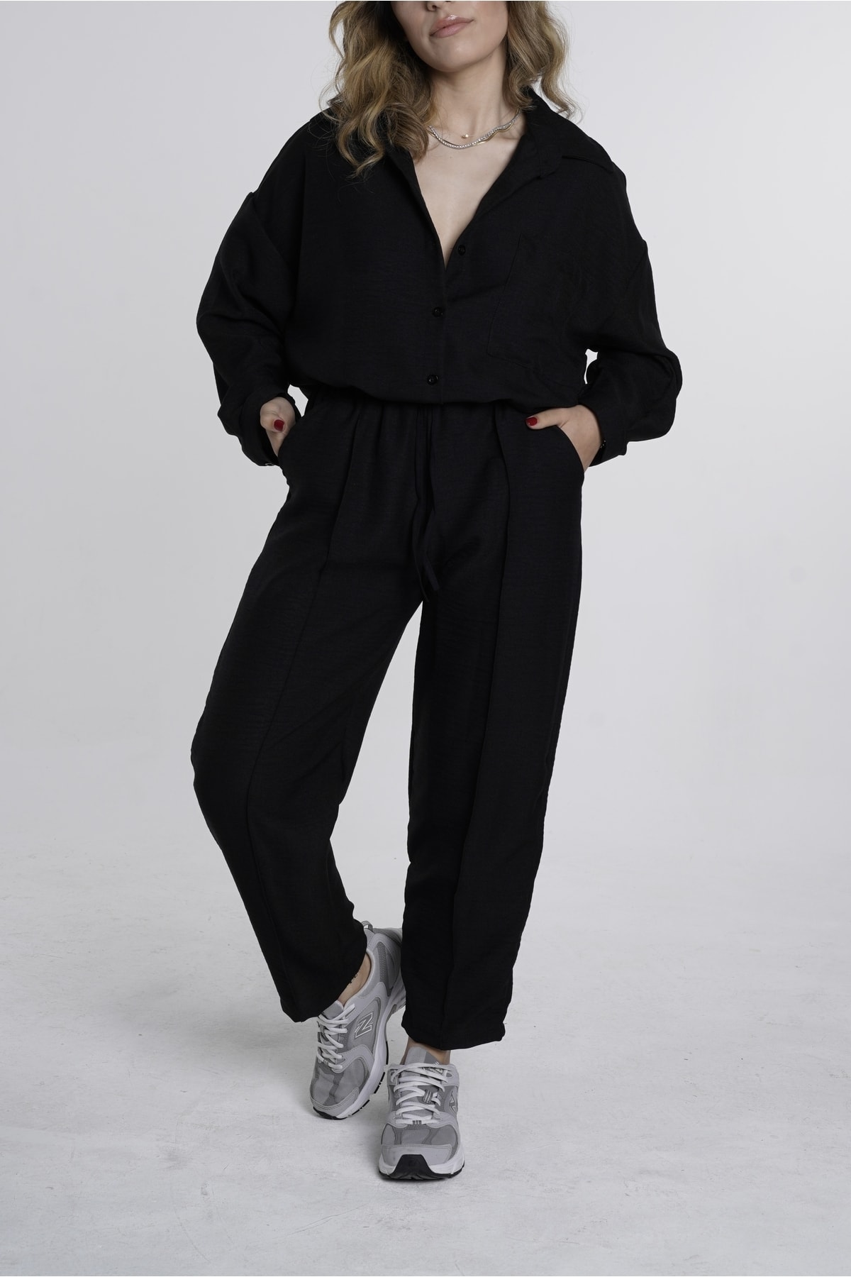 Ensemble oversize en lin pour femme noir Haut et Pantalon - Görsel 3