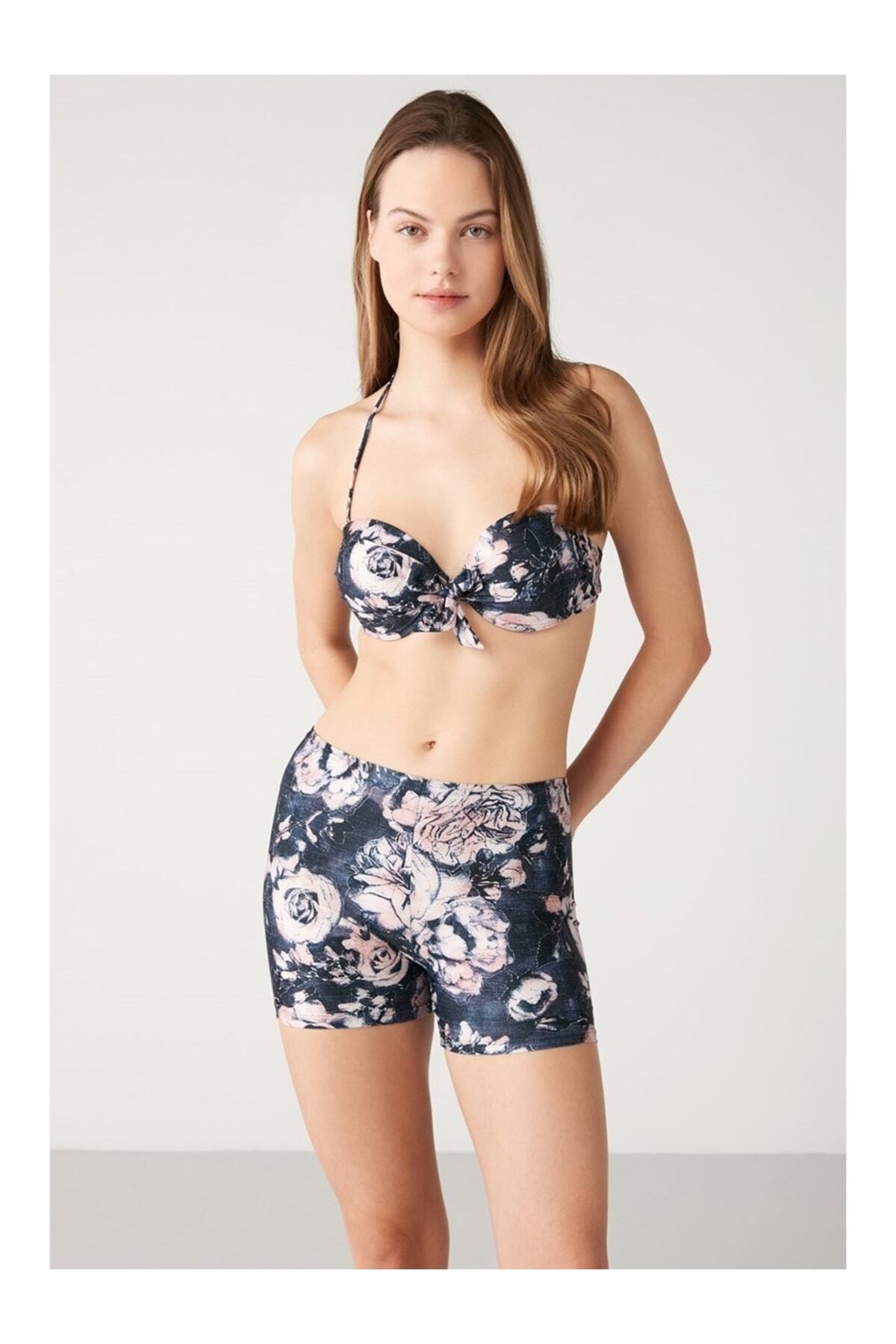 Kom-Sortat cu model de trandafiri 3