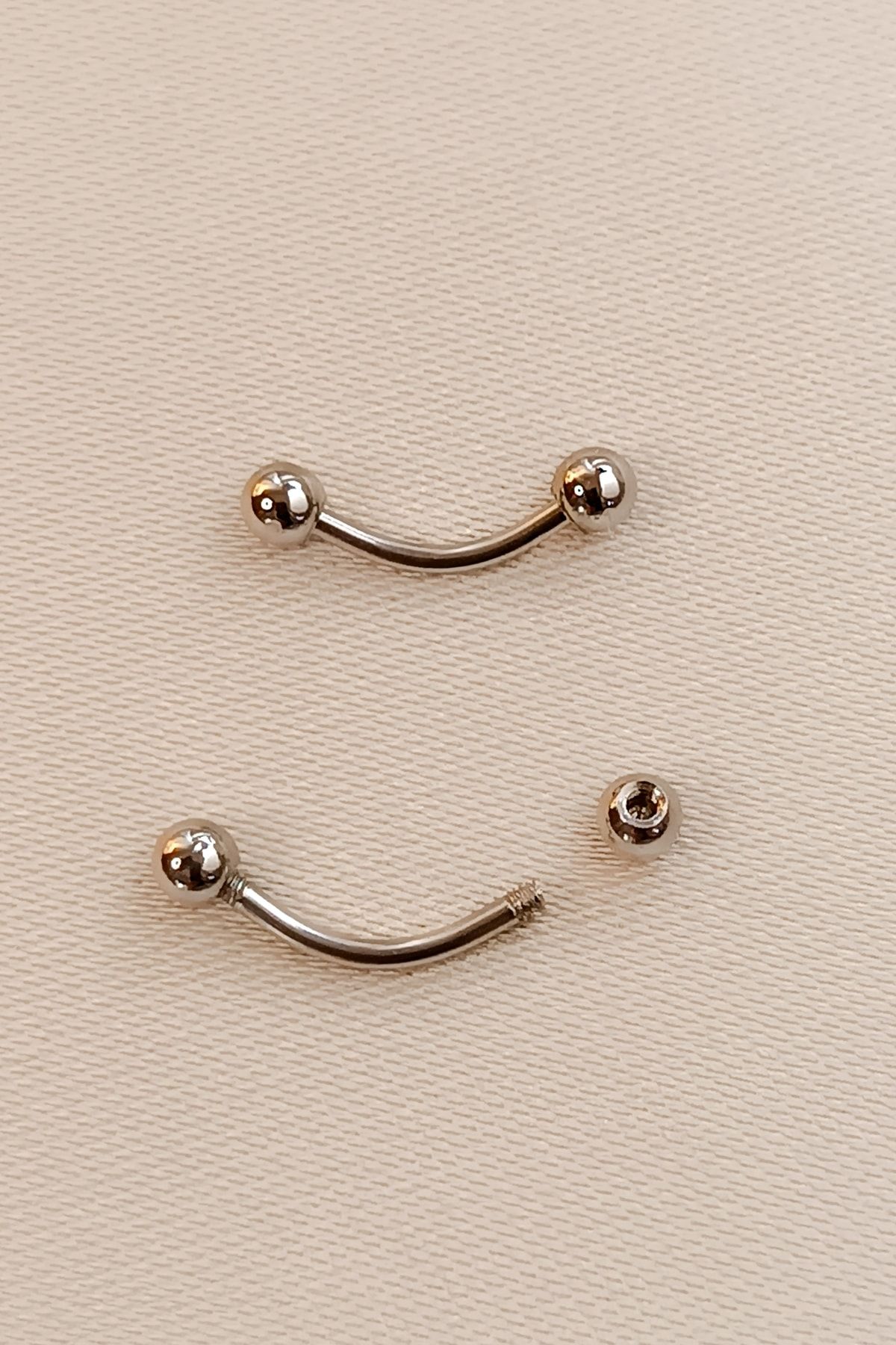 Curved barbell sales cartilage earrings