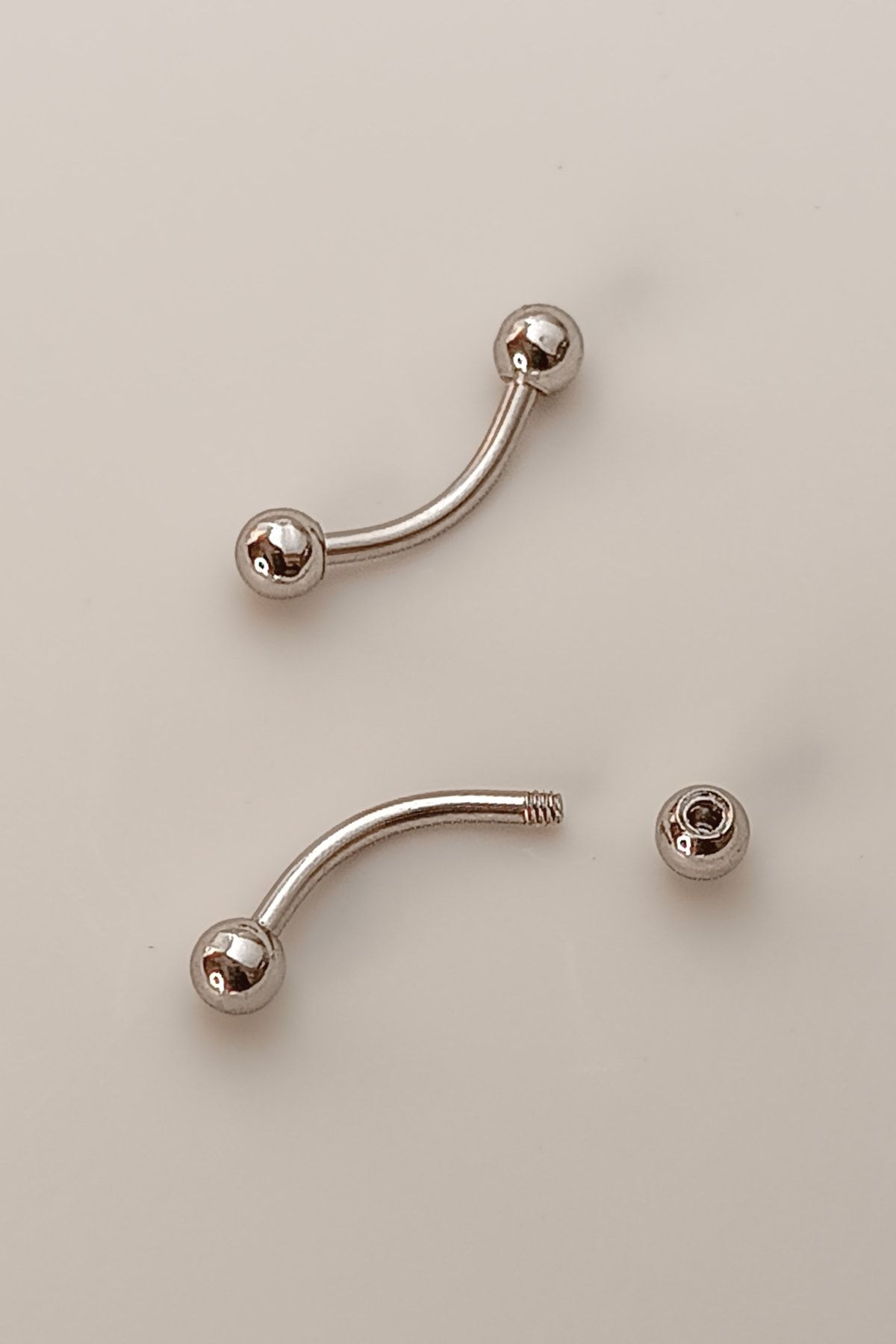 Tragus cartilage outlet