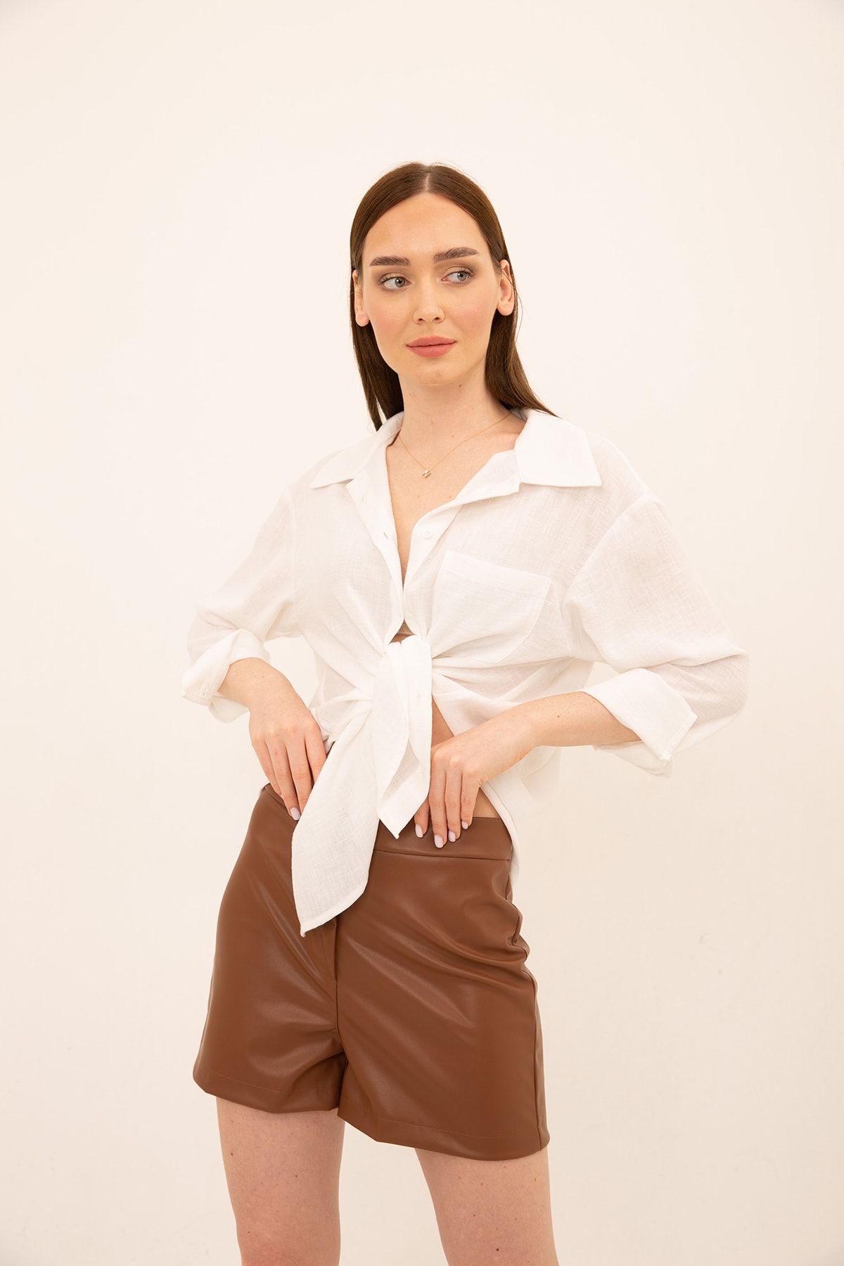 Laranor-Pantaloni scurți maro din piele artificială 4