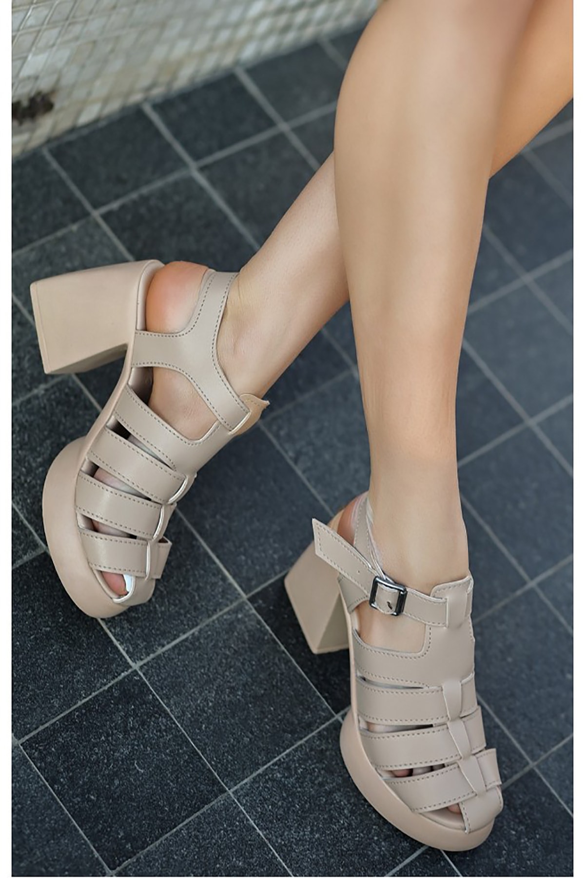 Nude Cilt Topuklu Sandalet Nude