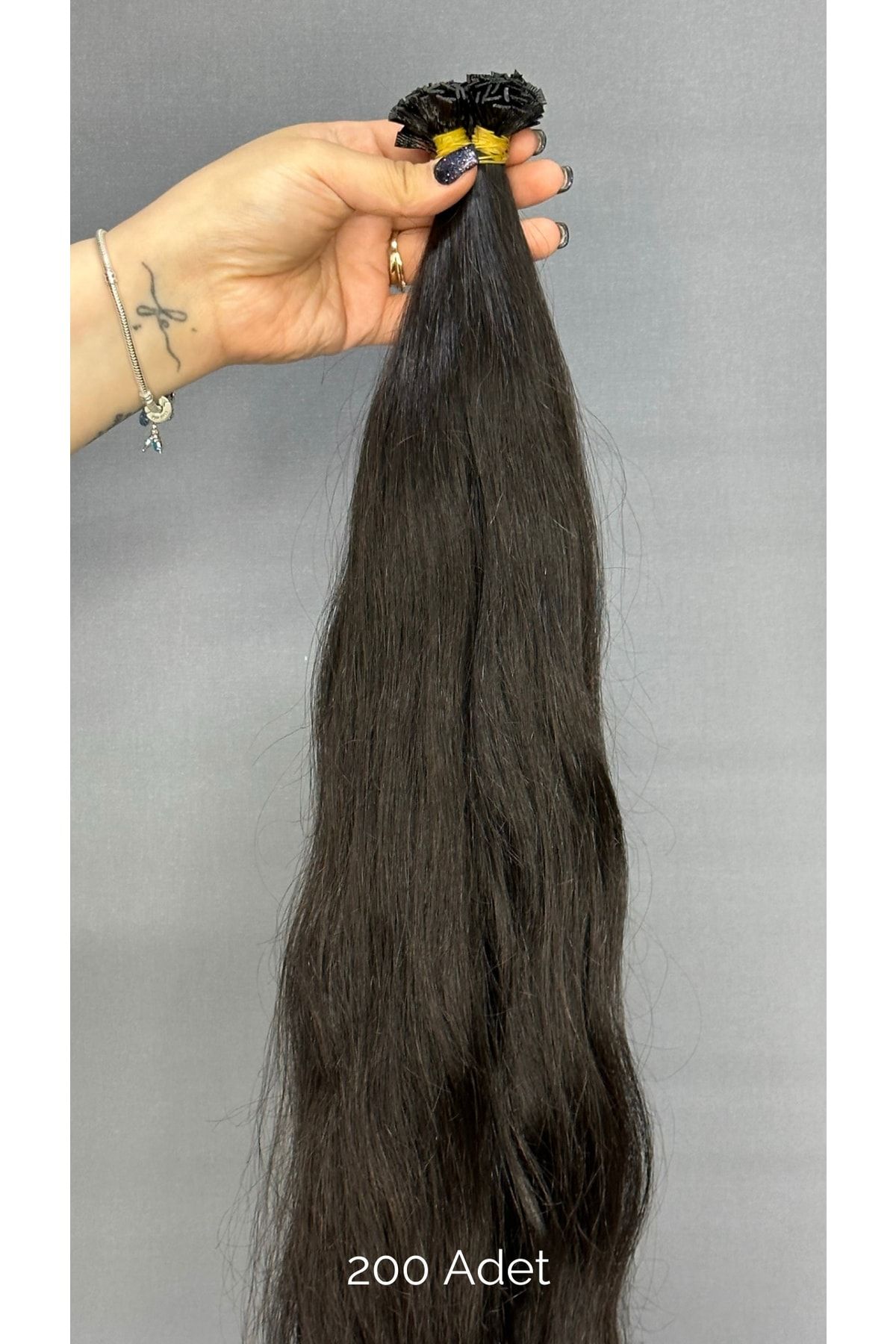 Human hair deals zoomed in