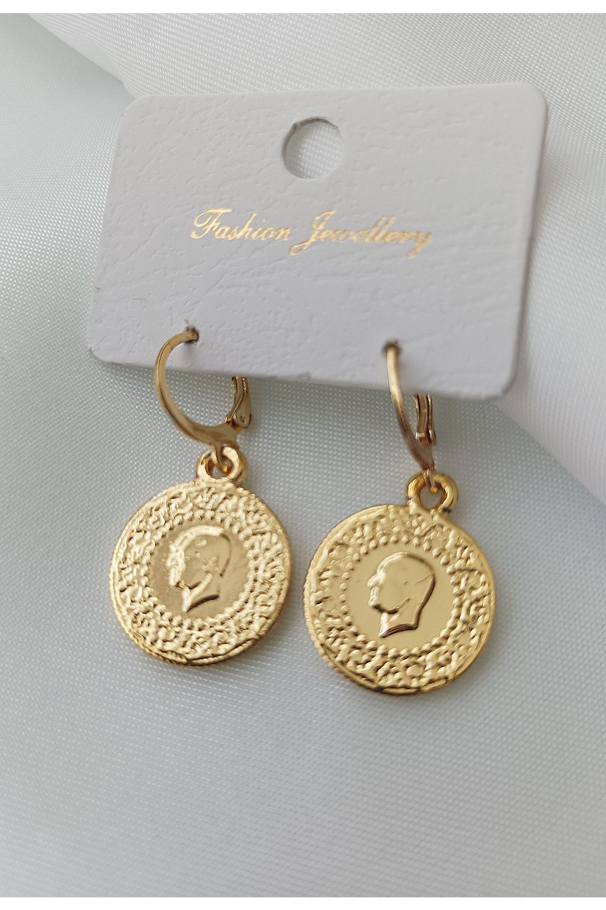 B JUTER EV Quarter Dangle Earrings Gold Color Trendyol