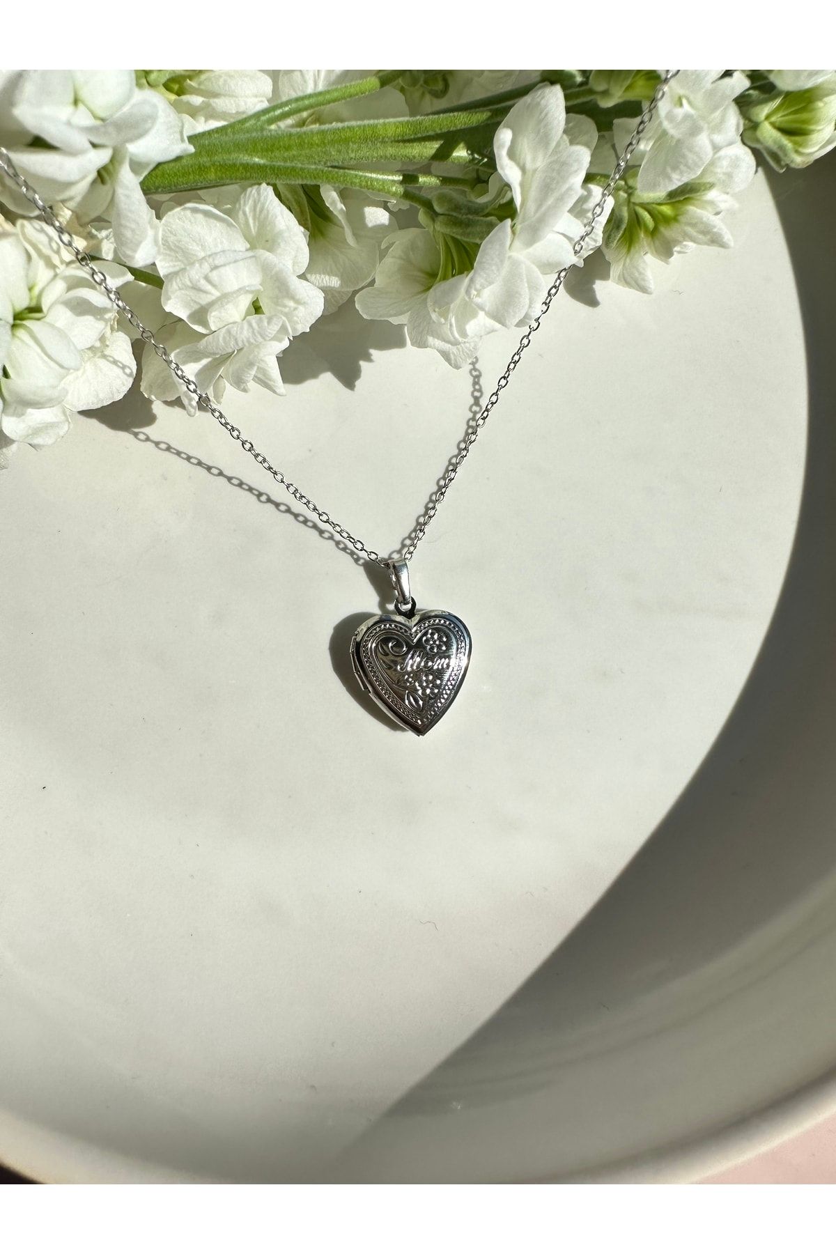 Silver heart deals locket pendant