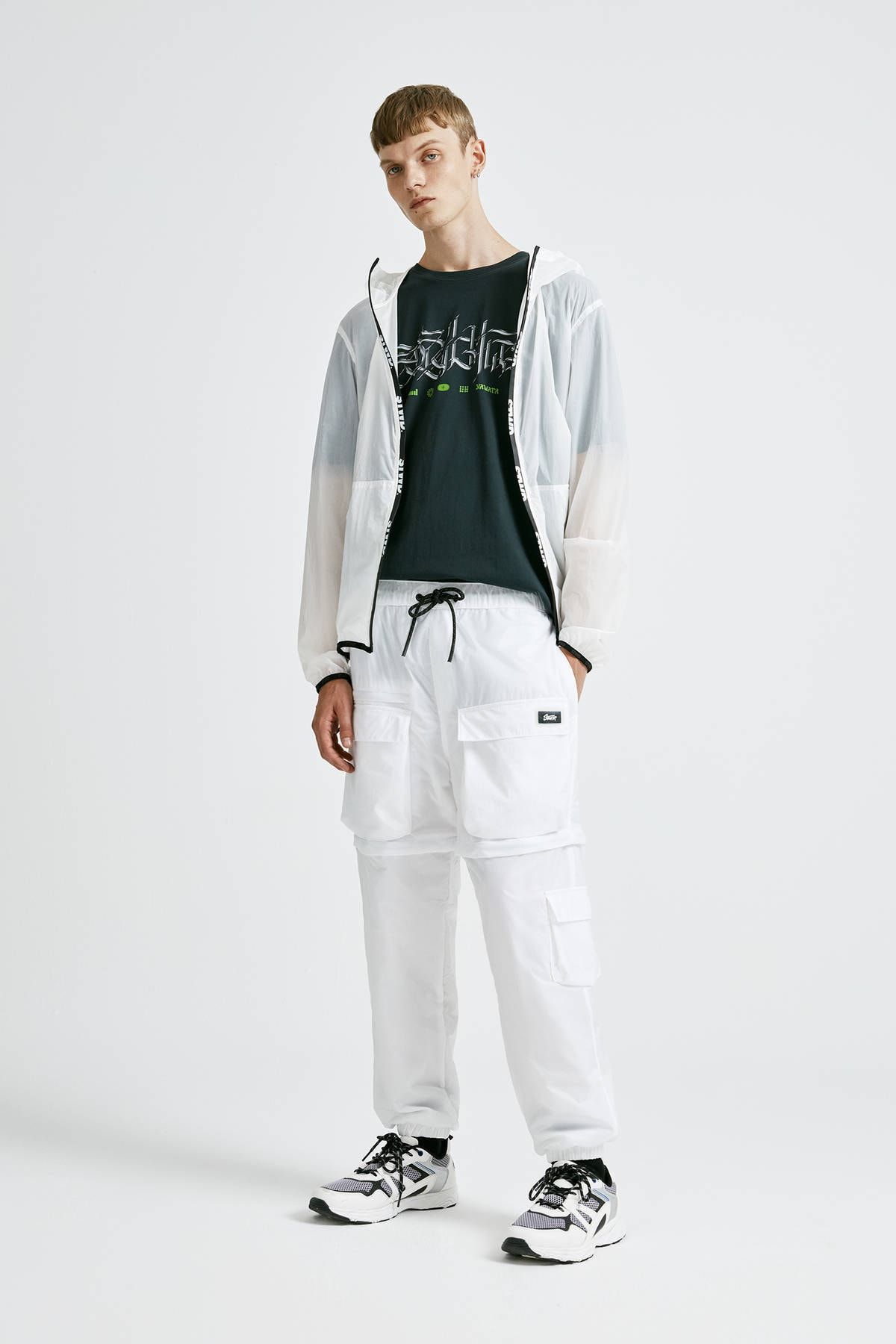 Pull Bear Erkek Beyaz Cok Islevli Kargo Model Jogger Pantolon 09678521 Trendyol
