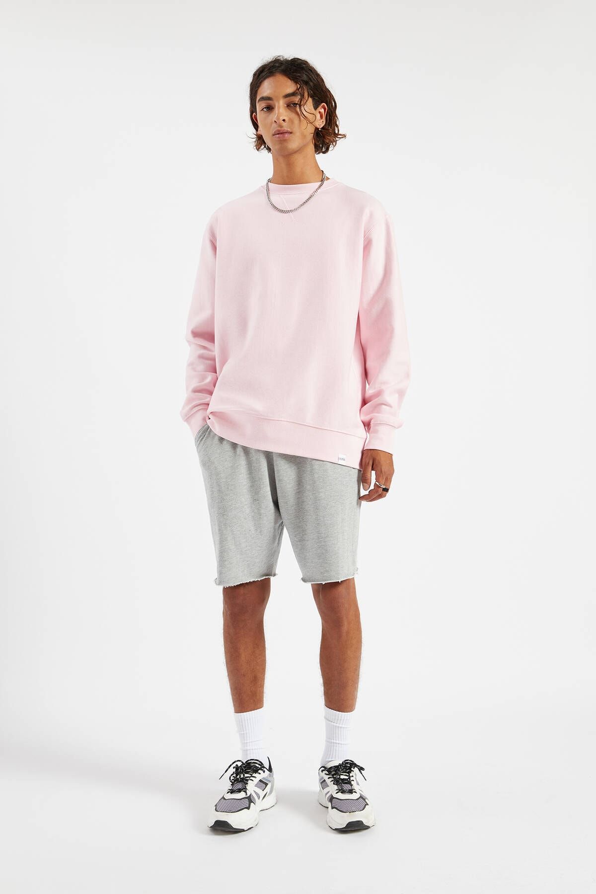 Pull Bear Erkek Acik Gri Renkli Basic Jogger Bermuda Sort 09695516 Trendyol