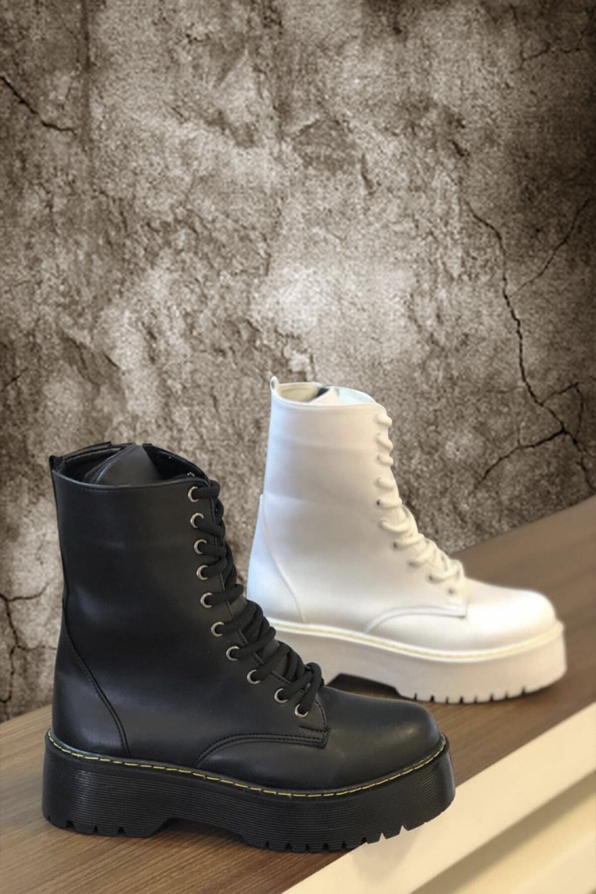 WOMEN'S BLACK POSTAL THICK SOLE