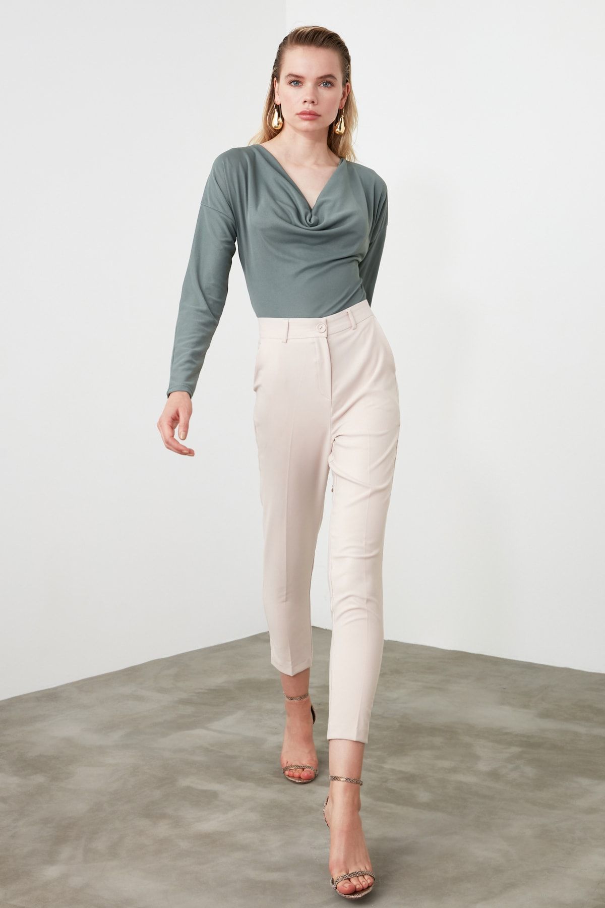 Trendyol Collection-TWOSS19ST0038 – Basic-Zigarettenhose in Steinfarbe – Webhose mit schmalem Bein 6