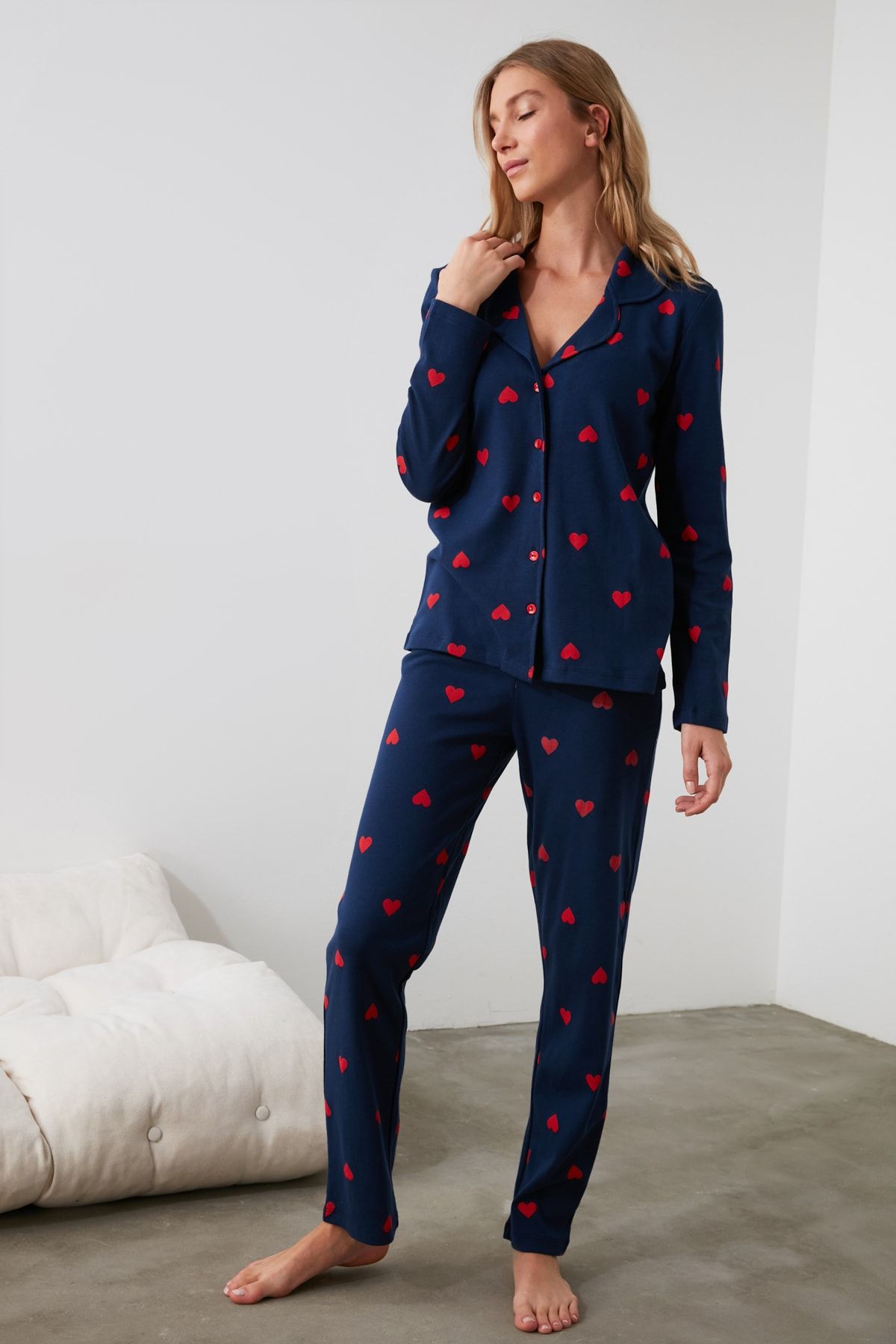 Trendyol Collection-Marineblaues, herzförmiges Strick-Pyjama-Set aus 100 % Baumwolle THMAW21PT0548 8