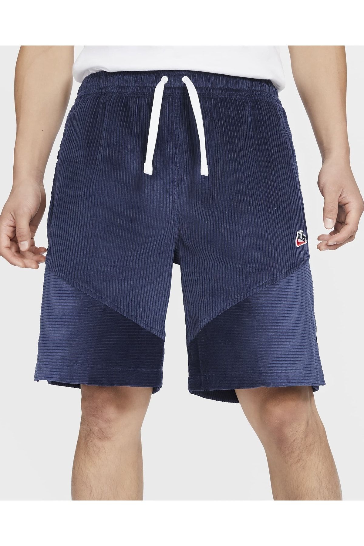 Nike Sportswear Heritage Windrunner Corduroy Shorts Fiyat