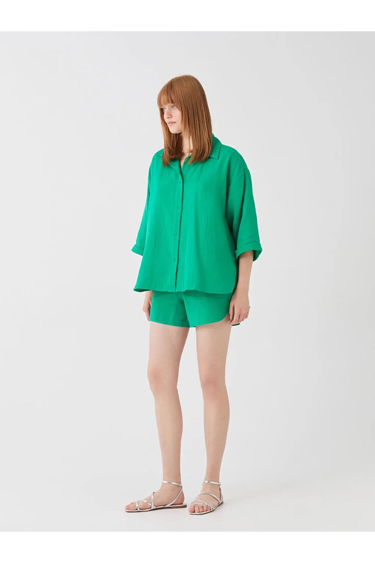 LC Waikiki-Γυναικείο σορτς LCW Vision Elastic Waist απλό λινό look 4