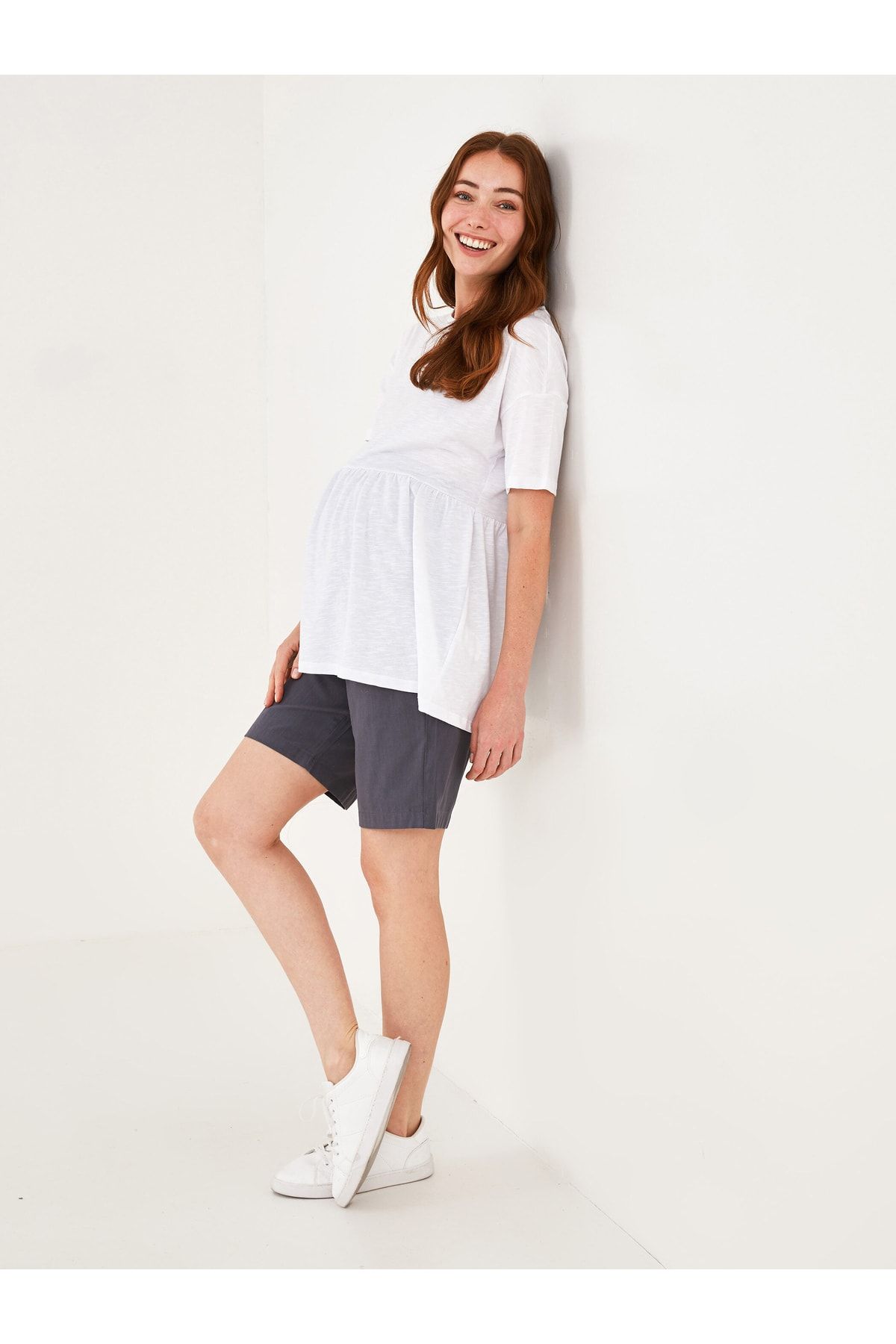 LC Waikiki Shorts Grau Mittlerer Bund FN6821