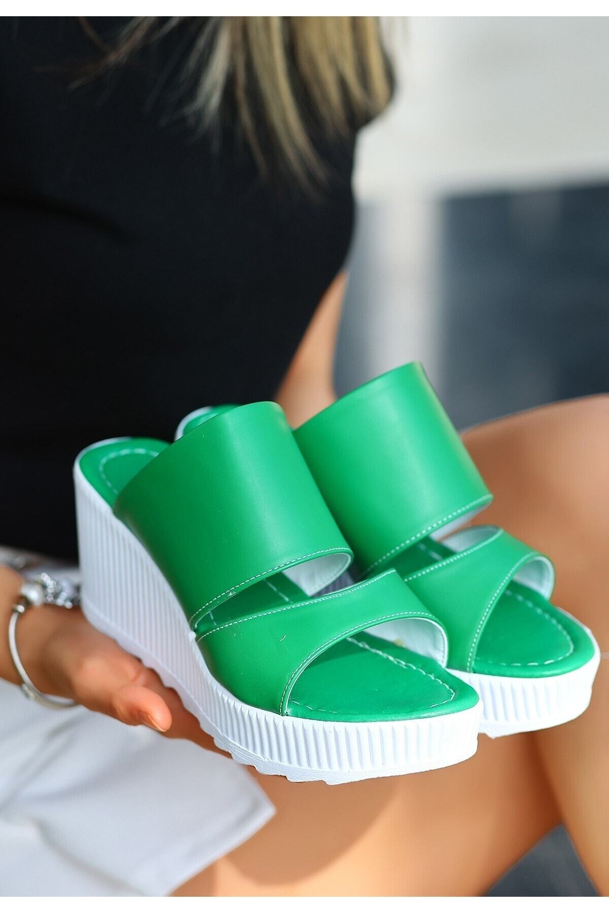 Zıar Yeşil Cilt Dolgu Topuk Terlik