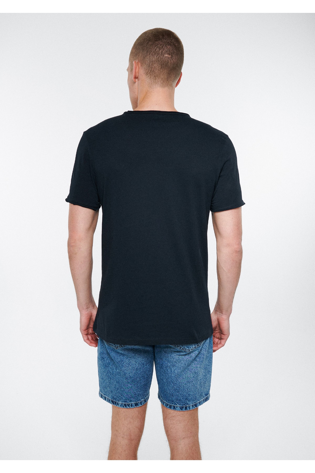 تی شرت مردانه ماوی 062773-26341 - Image 3
