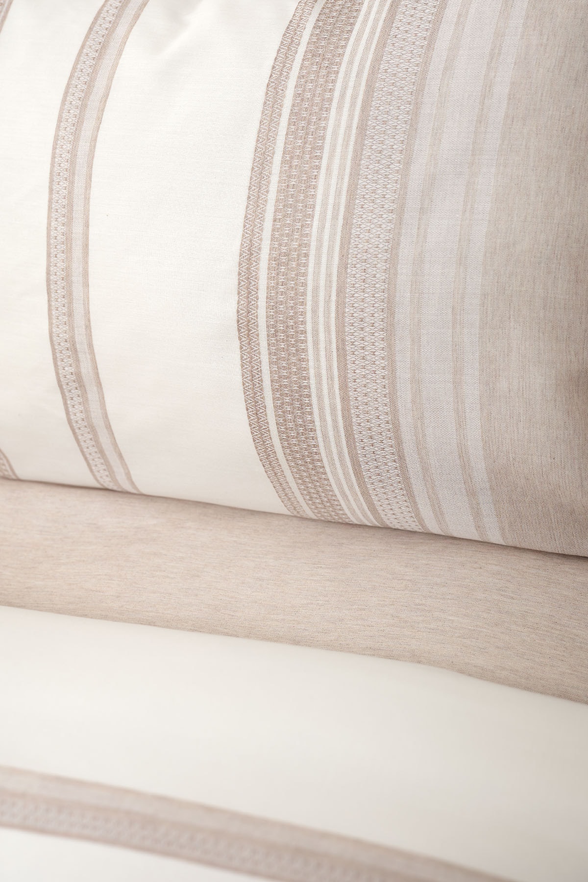 Karaca Home Vetro Bej Çift Kişilik Ipliği Boyalı Nevresim Takımı fotoğrafı 2 (önizleme)