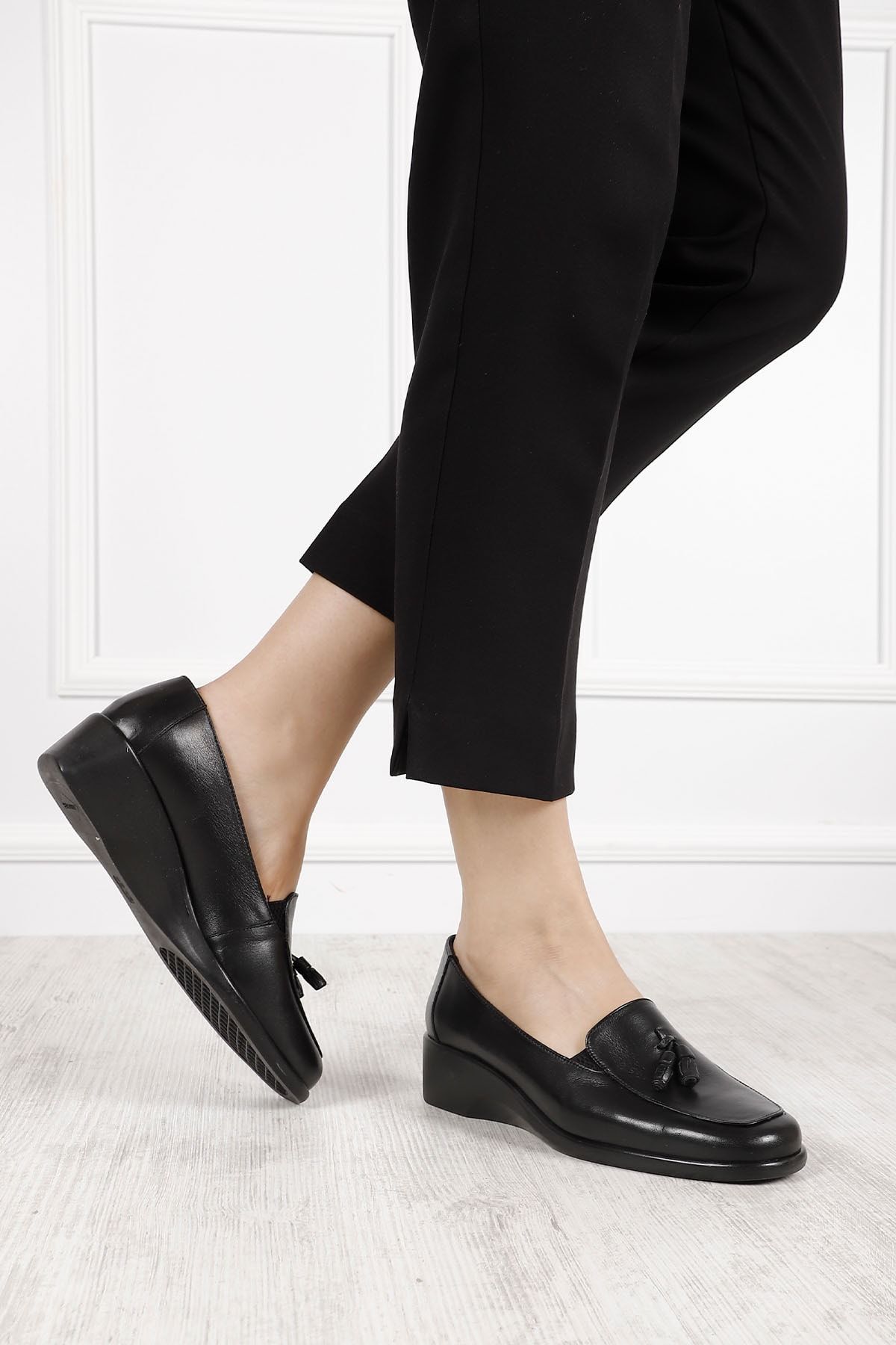 GÖNDERİ(R) Flacher Schuh Schwarz Flacher Absatz