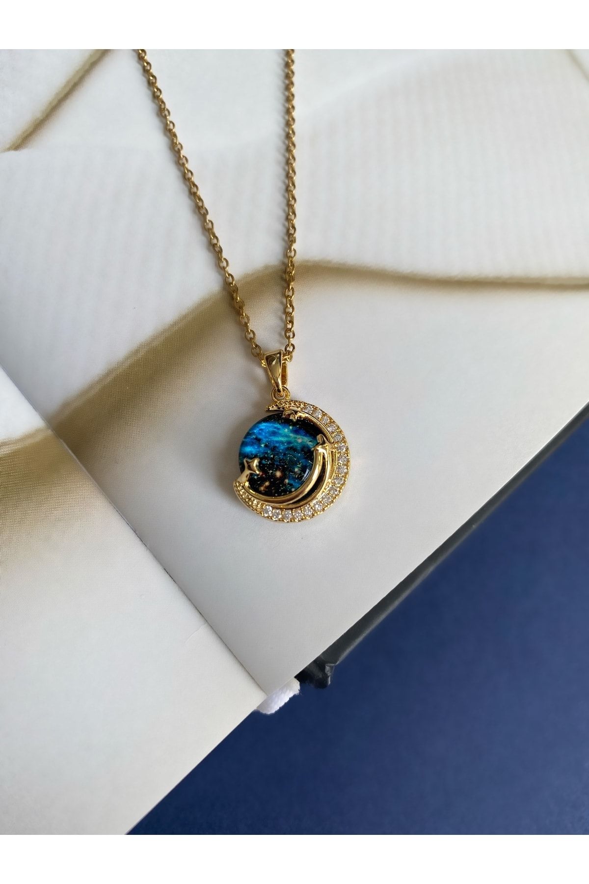 Gold blue stone necklace sale