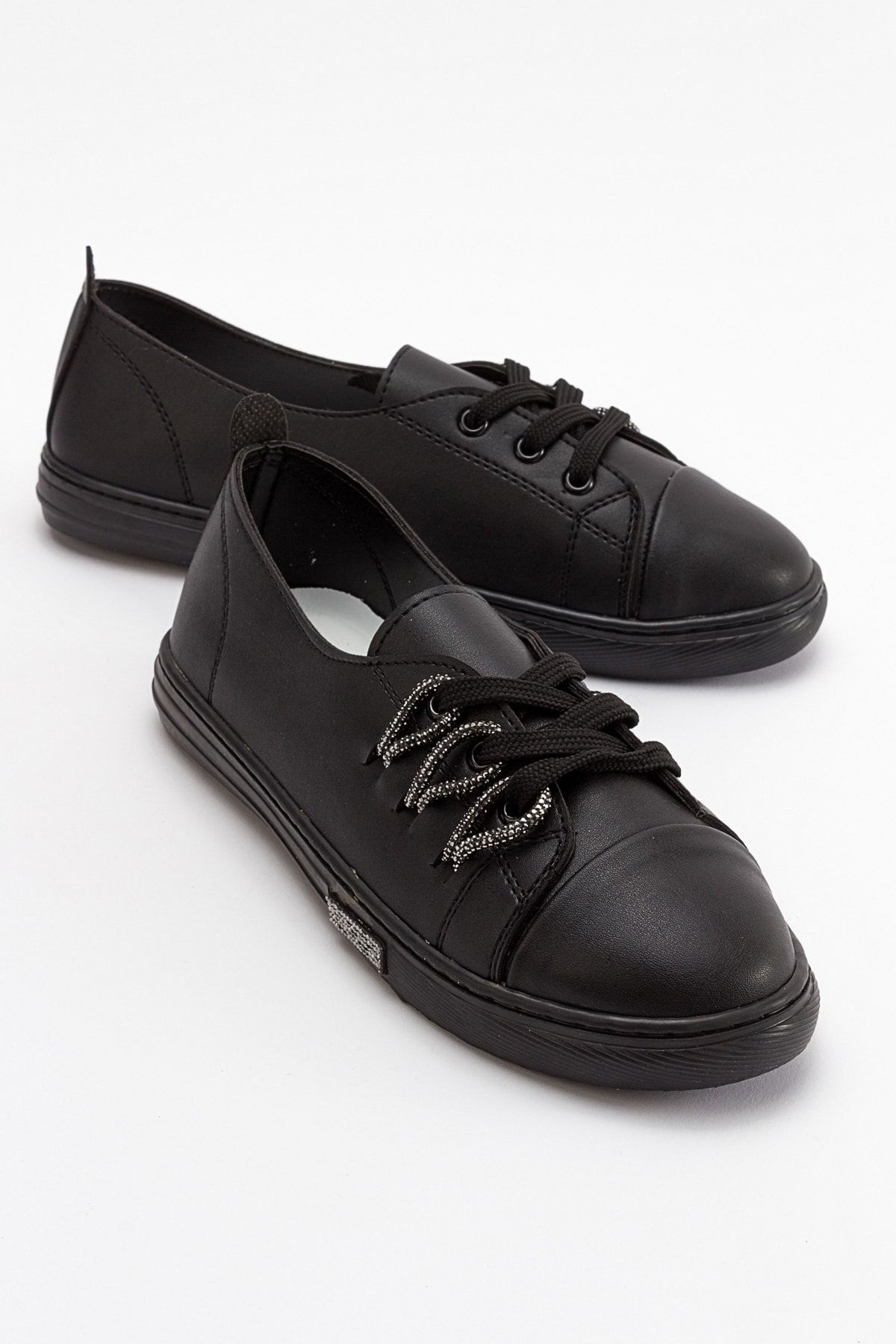 اسنیکر سیاه زنانه کفش ورزشی و سفید luvishoes