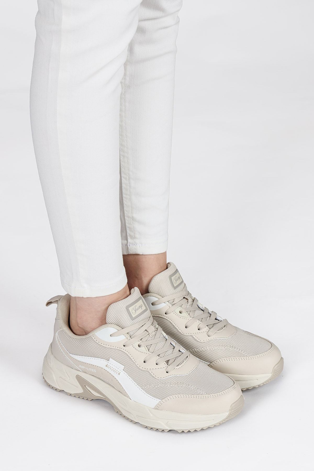 Jump Sneaker Beige Flacher Absatz