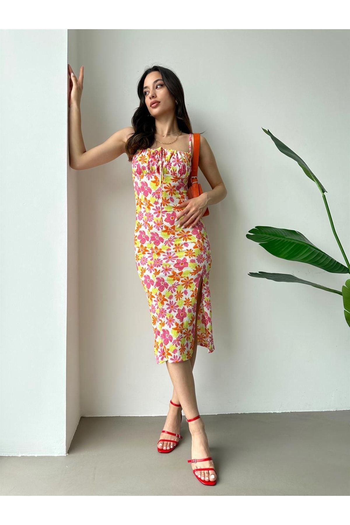 Valeria outlet dress floral