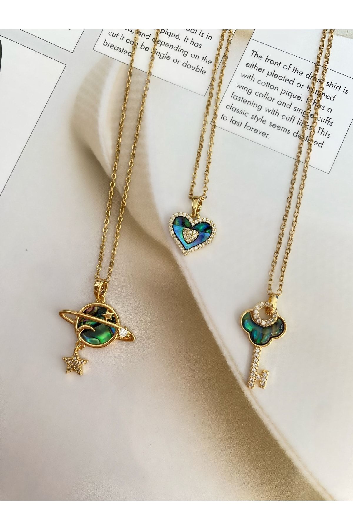 Holographic hotsell necklace pendant