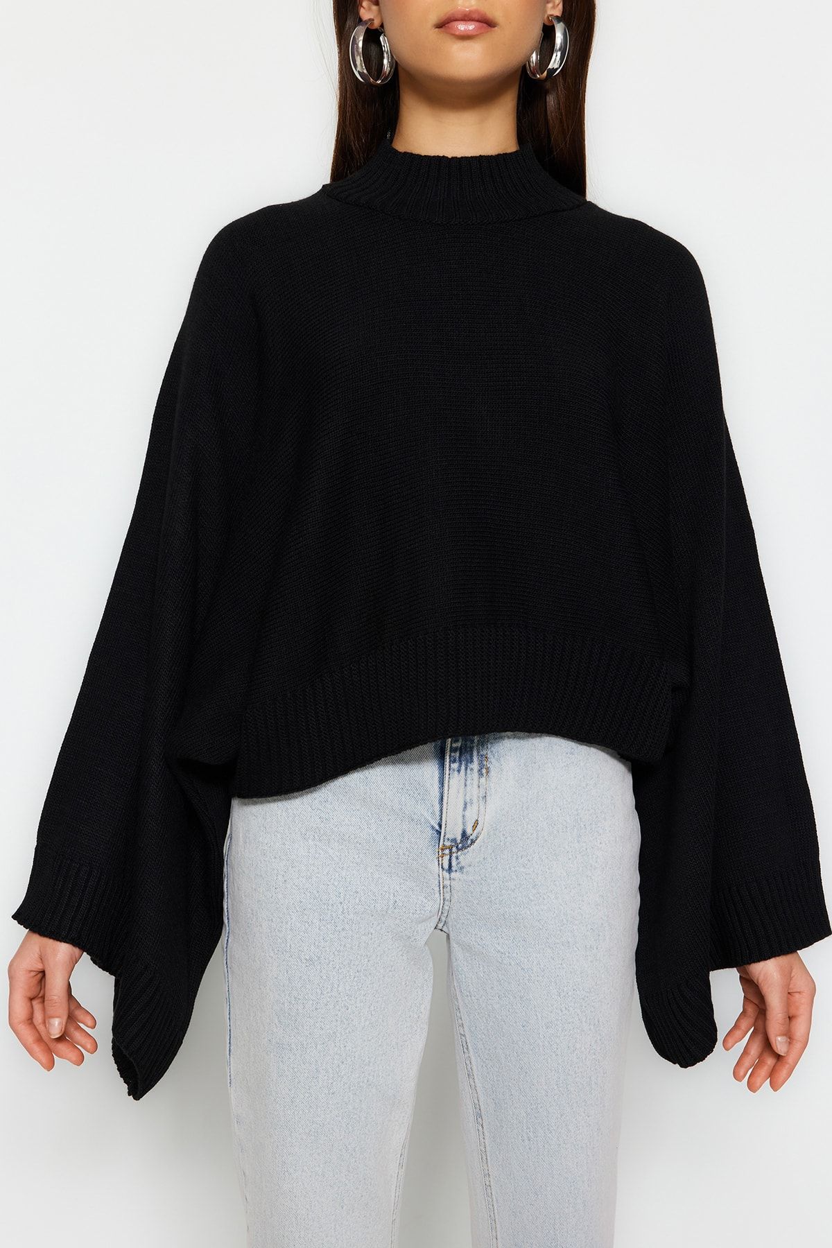 Trendyol Collection-Fekete széles szabású denevérujjú kötöttáru pulóver TWOAW23KZ01838 4