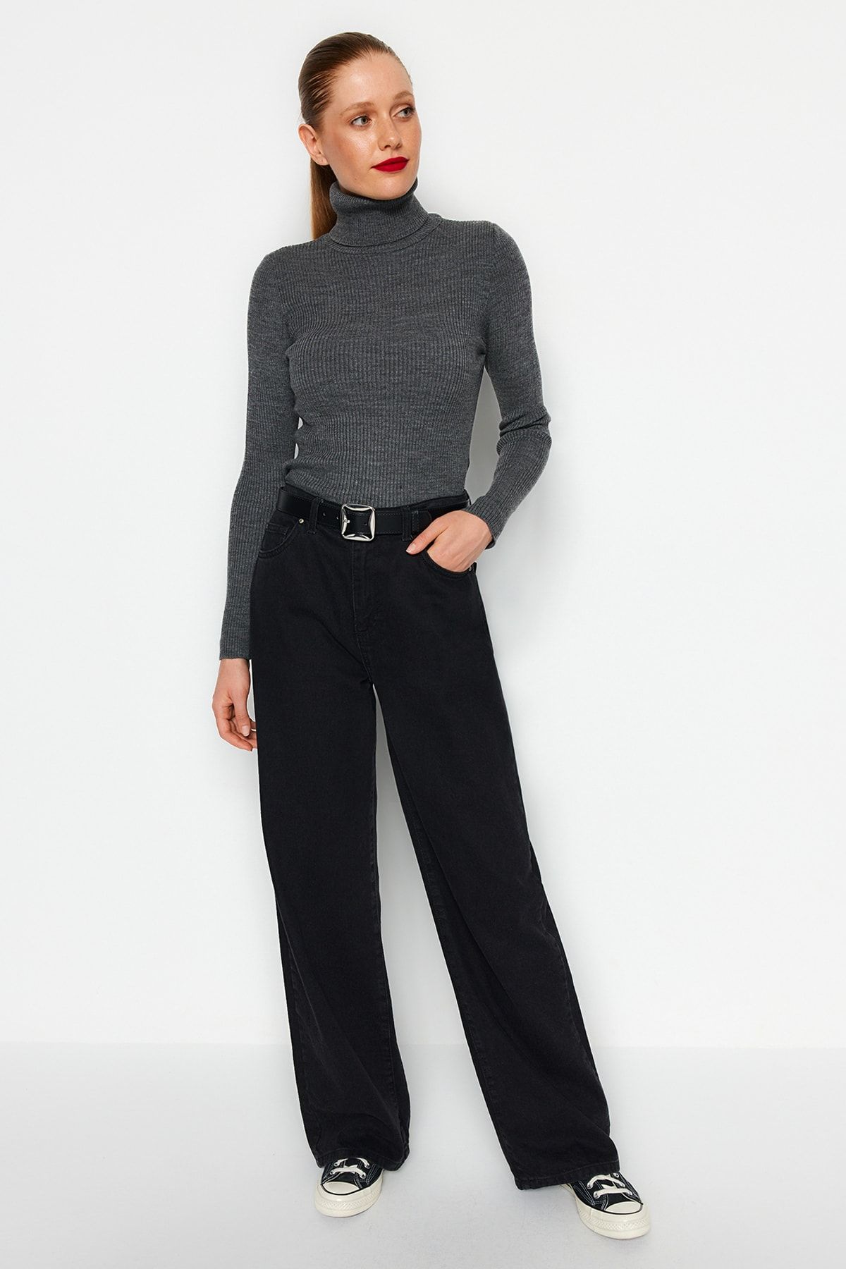 Trendyol Collection-Rollkragenpullover in Anthrazit – TWOAW21KZ1279 3