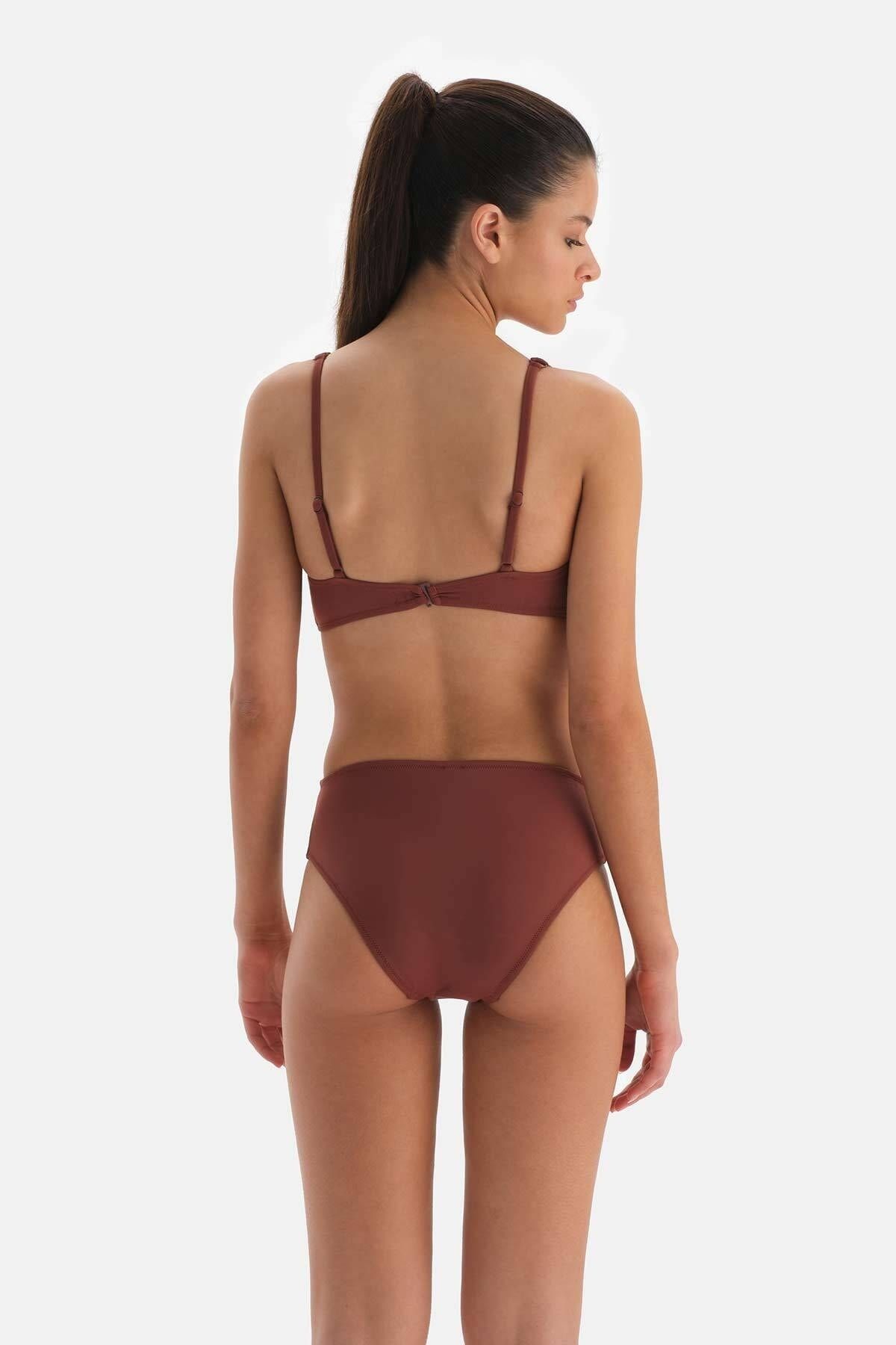 Dagi-Braunes Triangel-Bikinioberteil mit weitem V-Draht 2