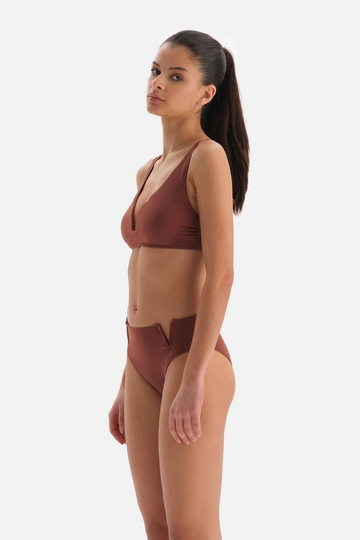 Dagi-Braunes Triangel-Bikinioberteil mit weitem V-Draht 3