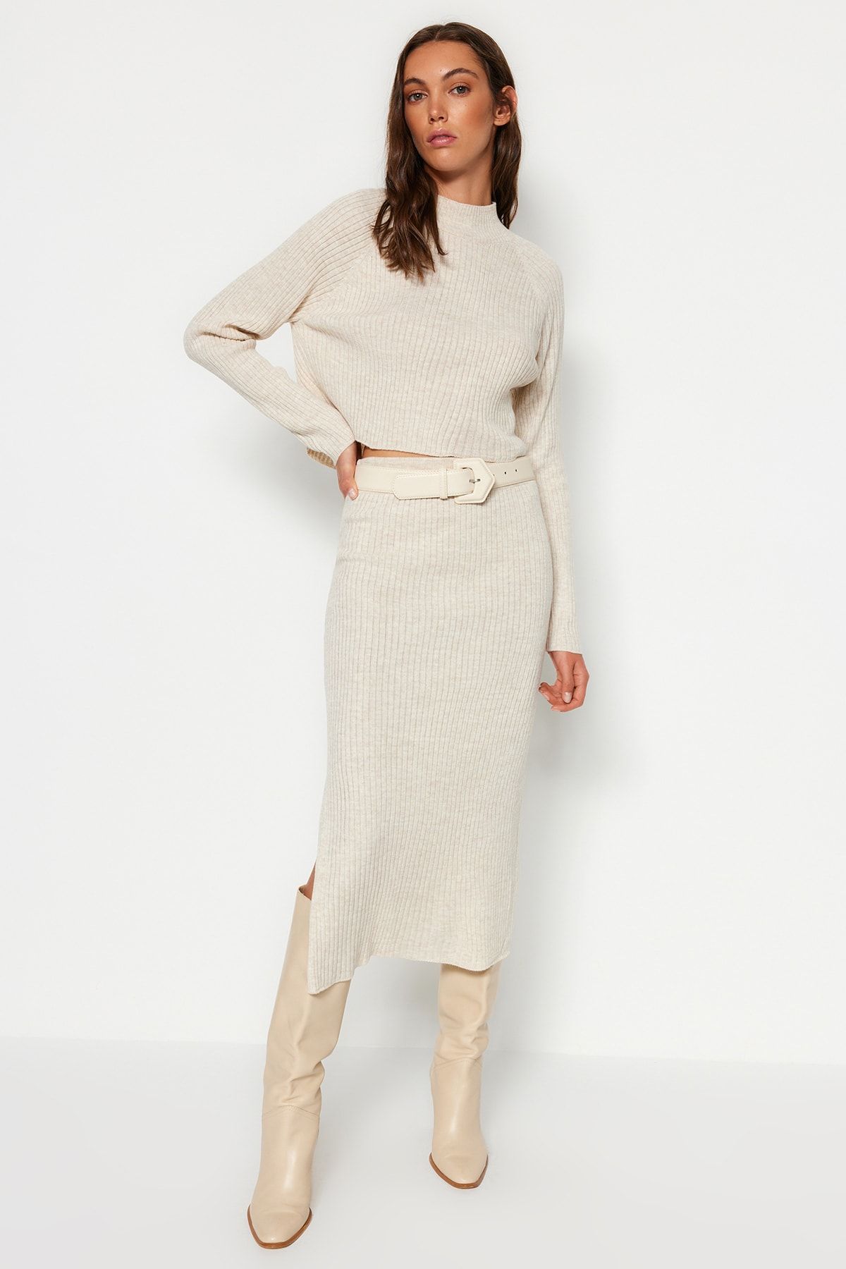 Trendyol Collection Beżowy Dzianinowy Krótki Top I Ołówkowa Spódnica - Twoaw23au00170 Kobieta - S